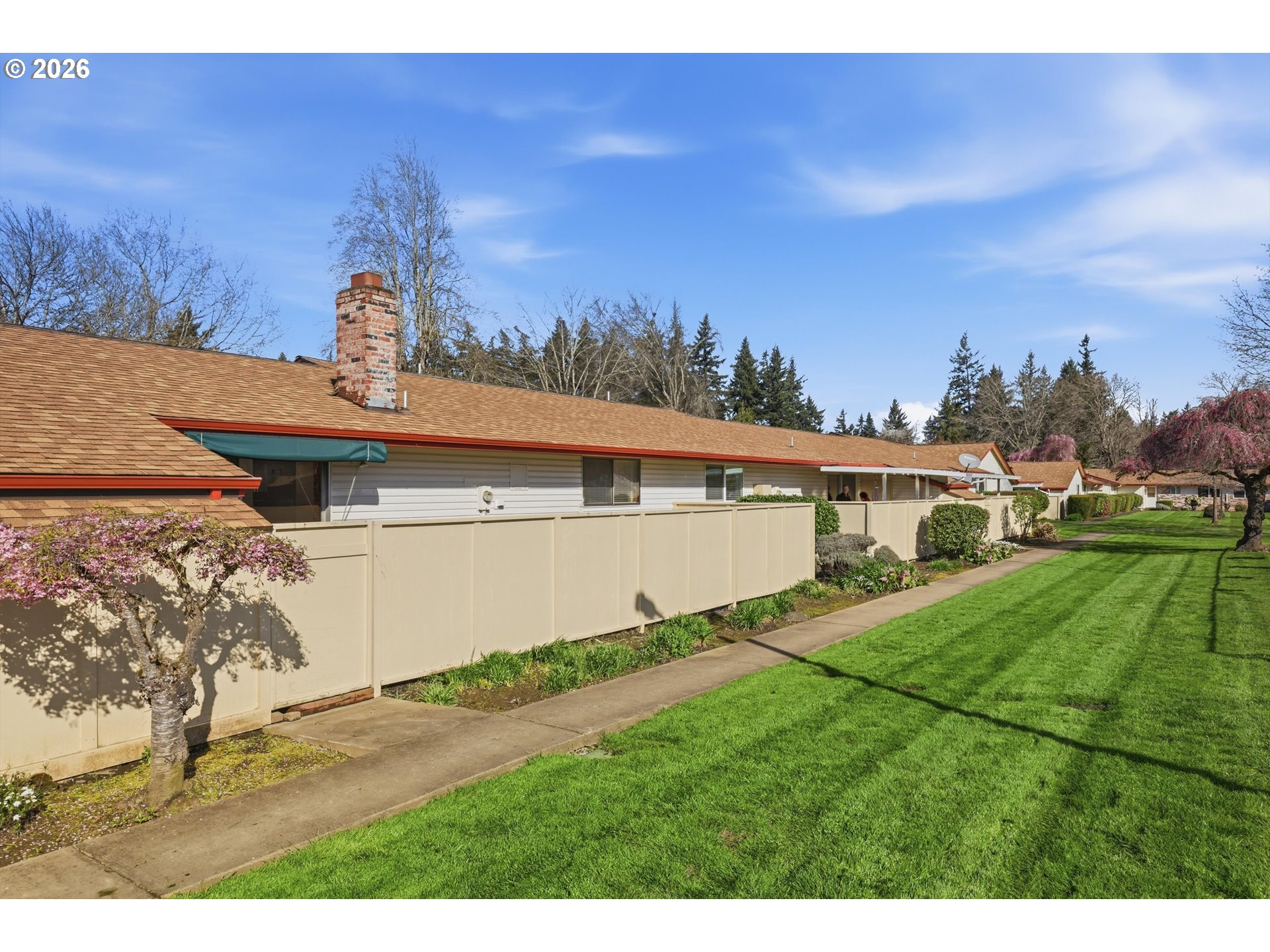 Photo #1: 287549783 Listing: Photo #1