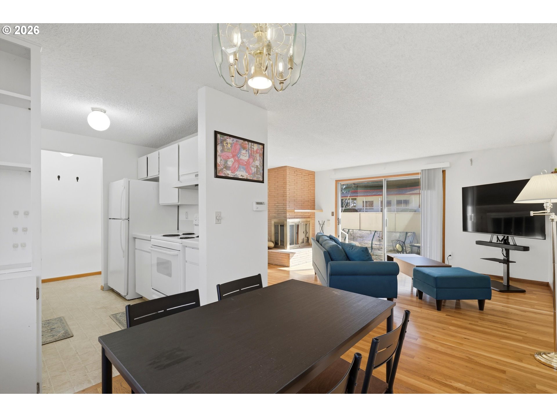 Photo #5: 287549783 Listing: Photo #5