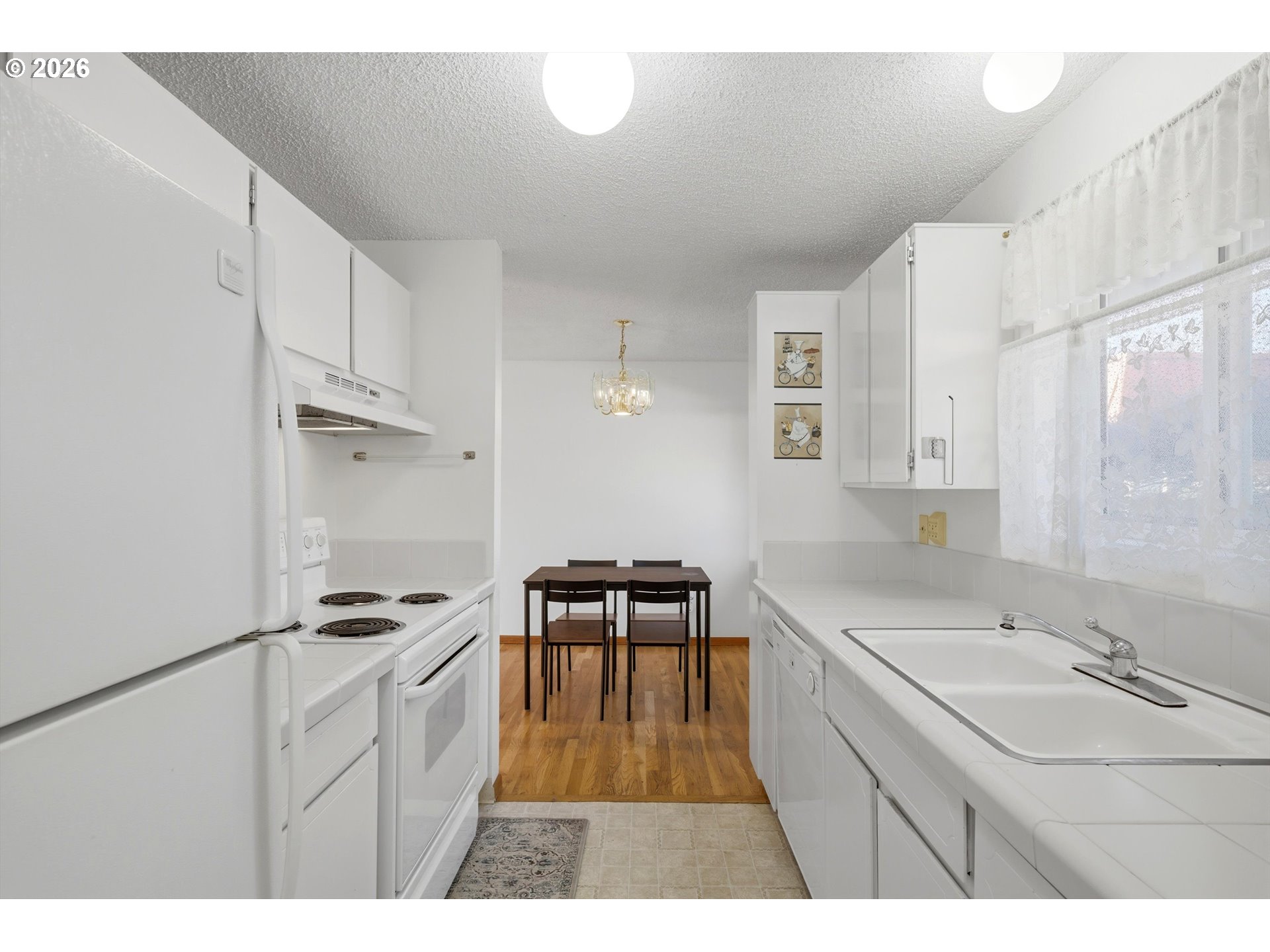 Photo #6: 287549783 Listing: Photo #6