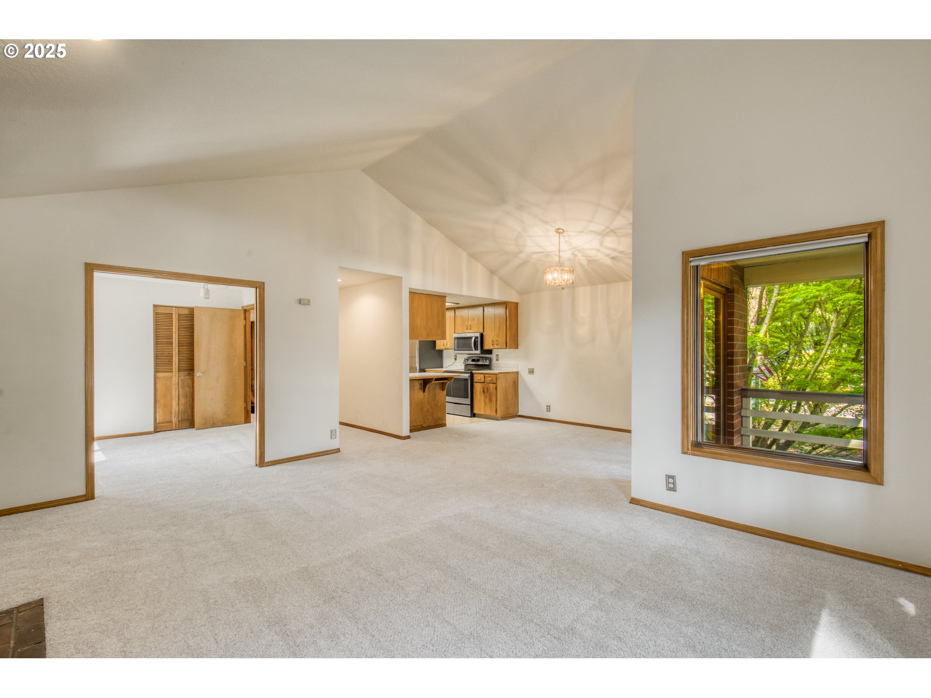 Photo #10: 287811928 Listing: Photo #10