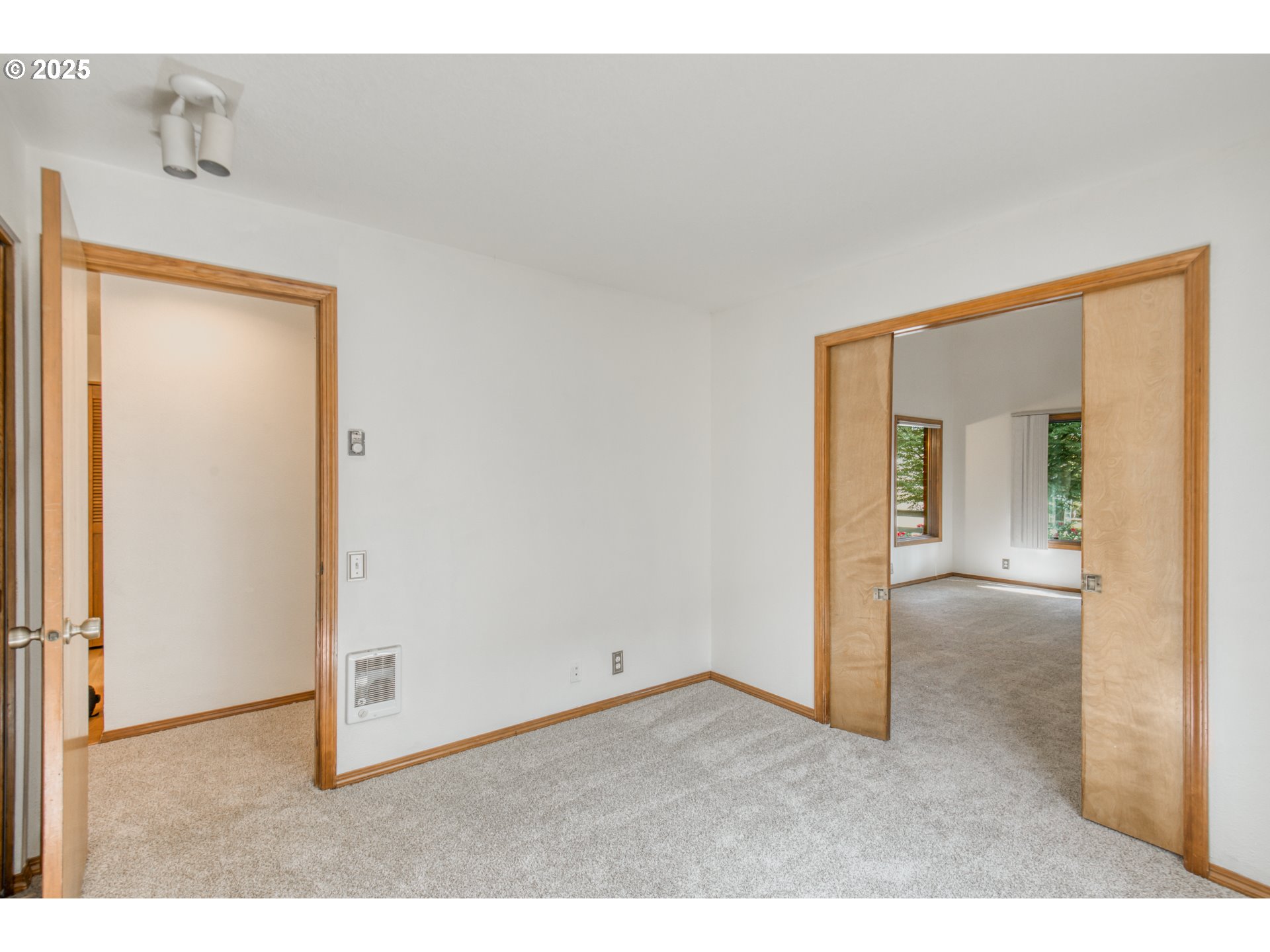 Photo #20: 287811928 Listing: Photo #20