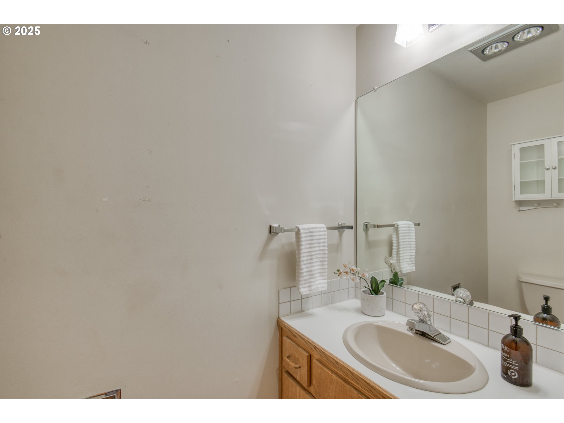 Photo #22: 287811928 Listing: Photo #22