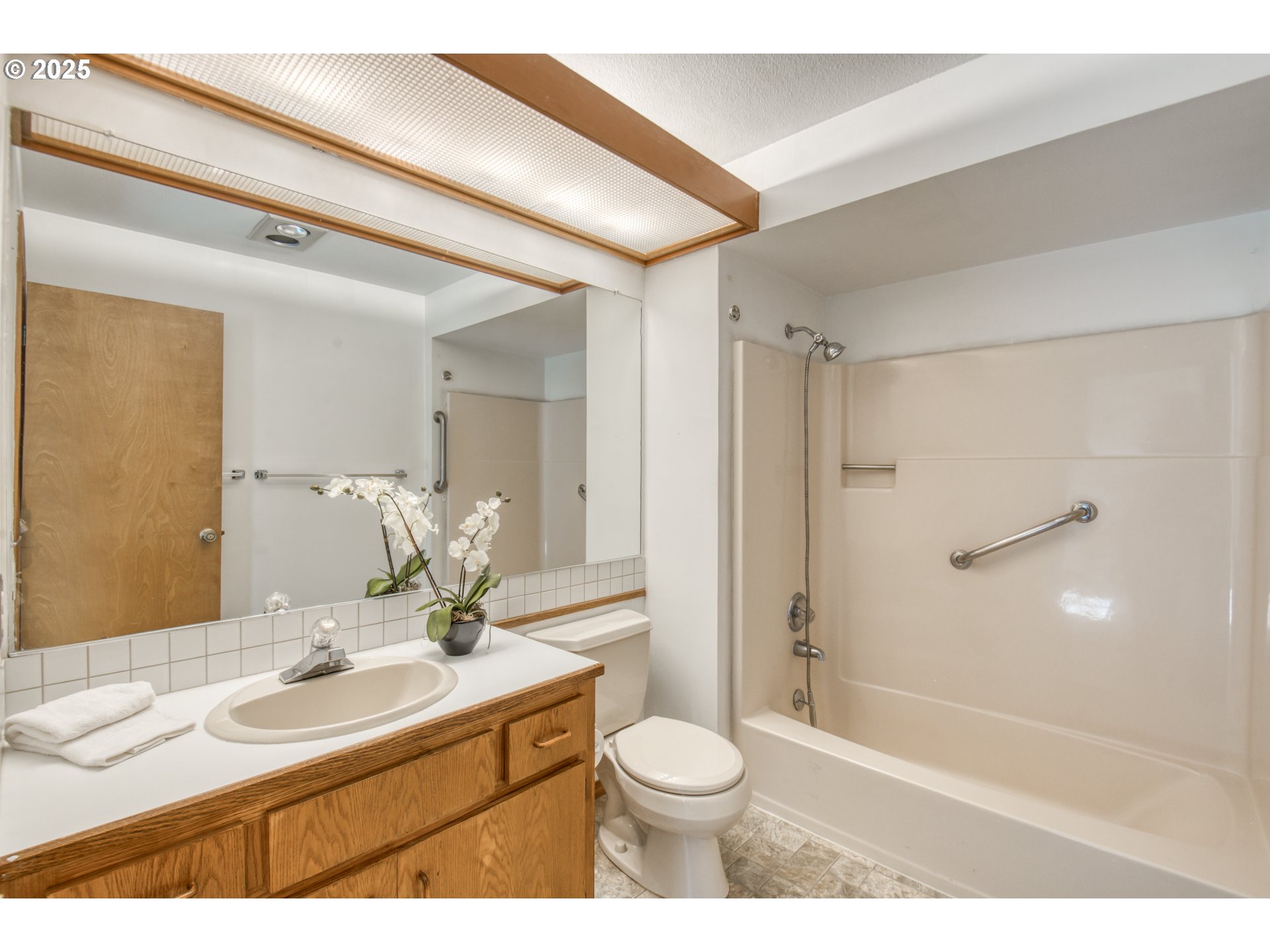 Photo #27: 287811928 Listing: Photo #27