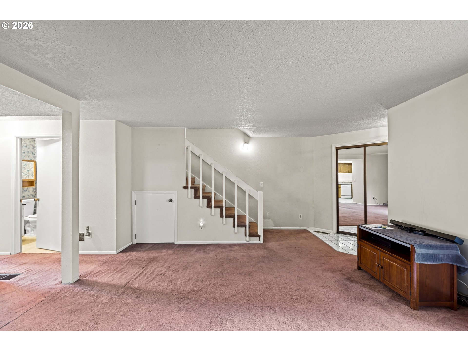 Photo #1: 288033078 Listing: Photo #1