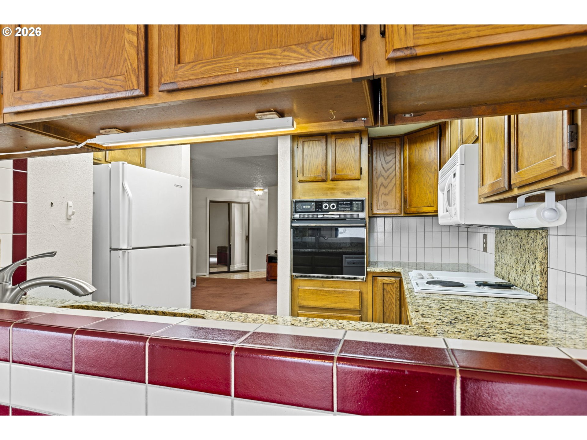 Photo #5: 288033078 Listing: Photo #5