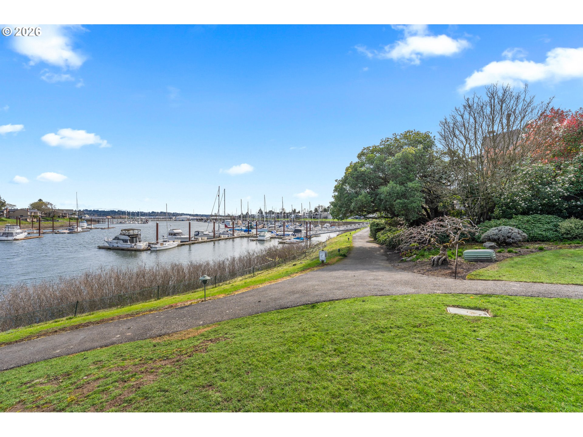 Photo #8: 288532866 Listing: Photo #8