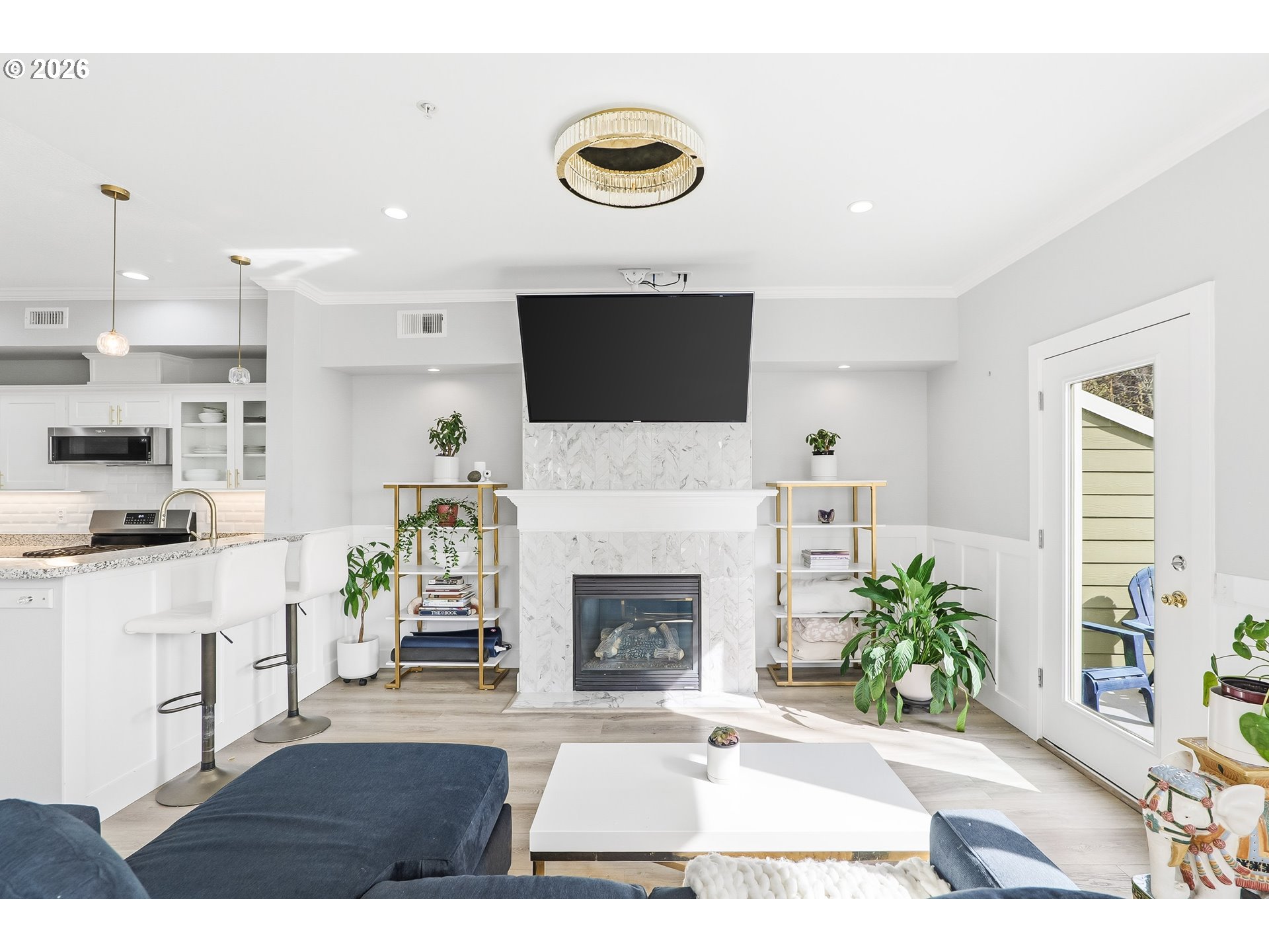 Photo #3: 288753038 Listing: Photo #3