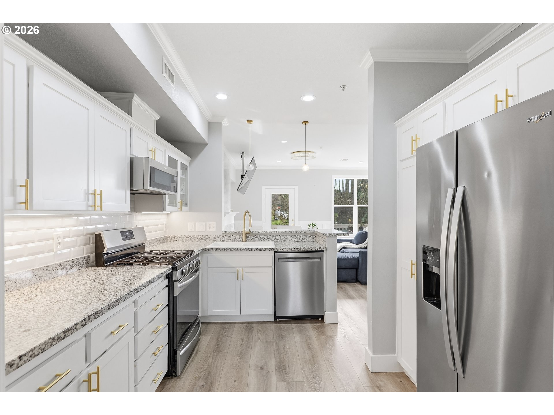 Photo #7: 288753038 Listing: Photo #7