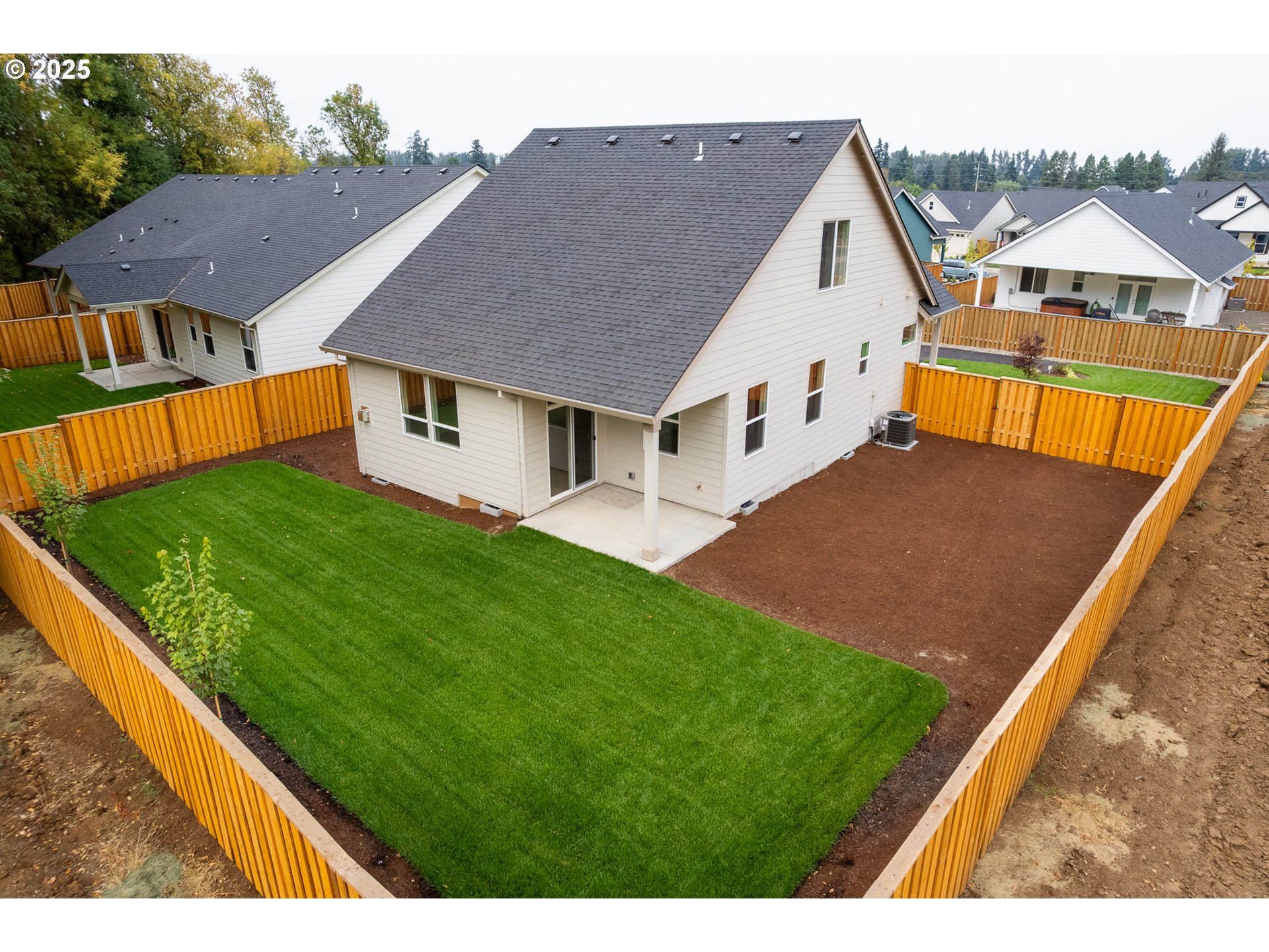 845 OAKLEAF WAY, Silverton, OR, 97381