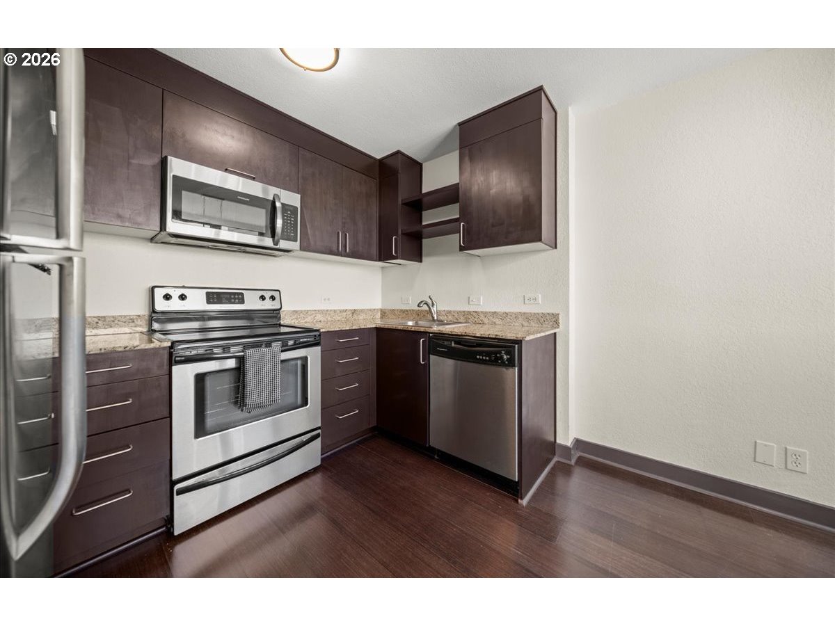 Photo #15: 289283134 Listing: Photo #15