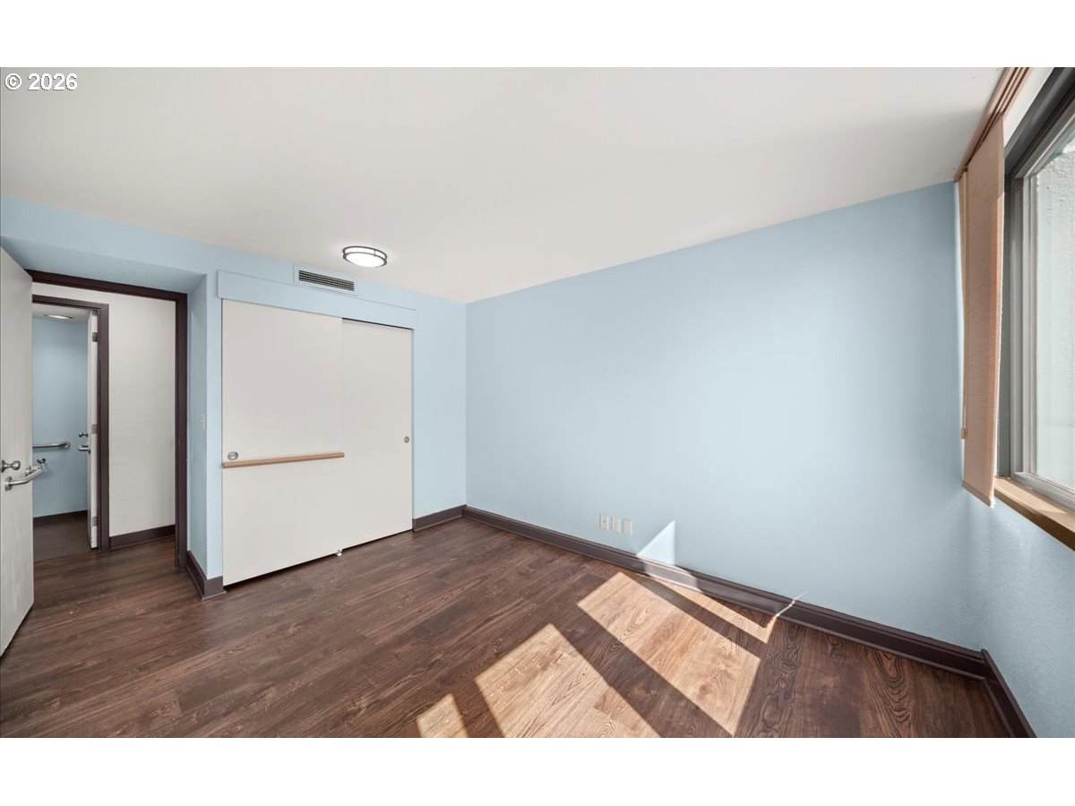 Photo #21: 289283134 Listing: Photo #21