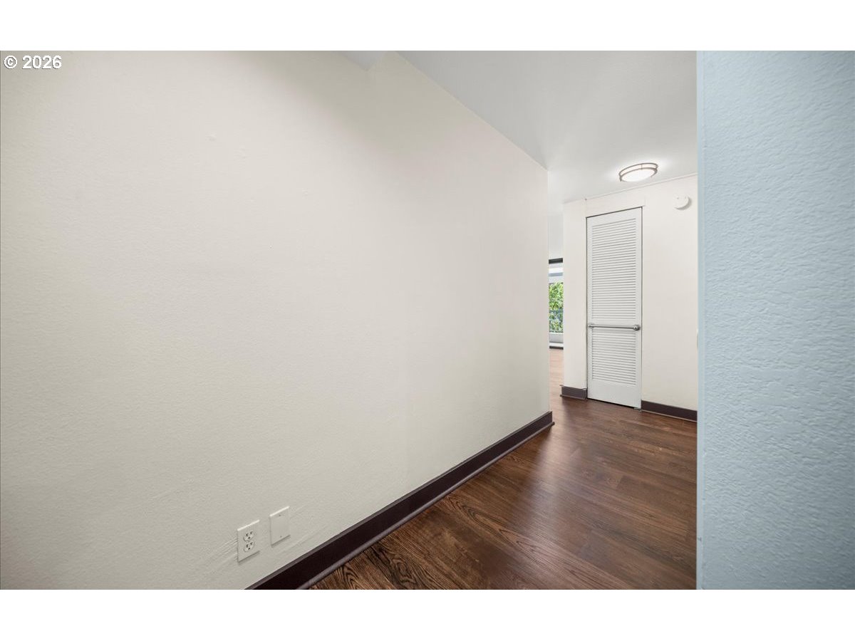 Photo #7: 289283134 Listing: Photo #7