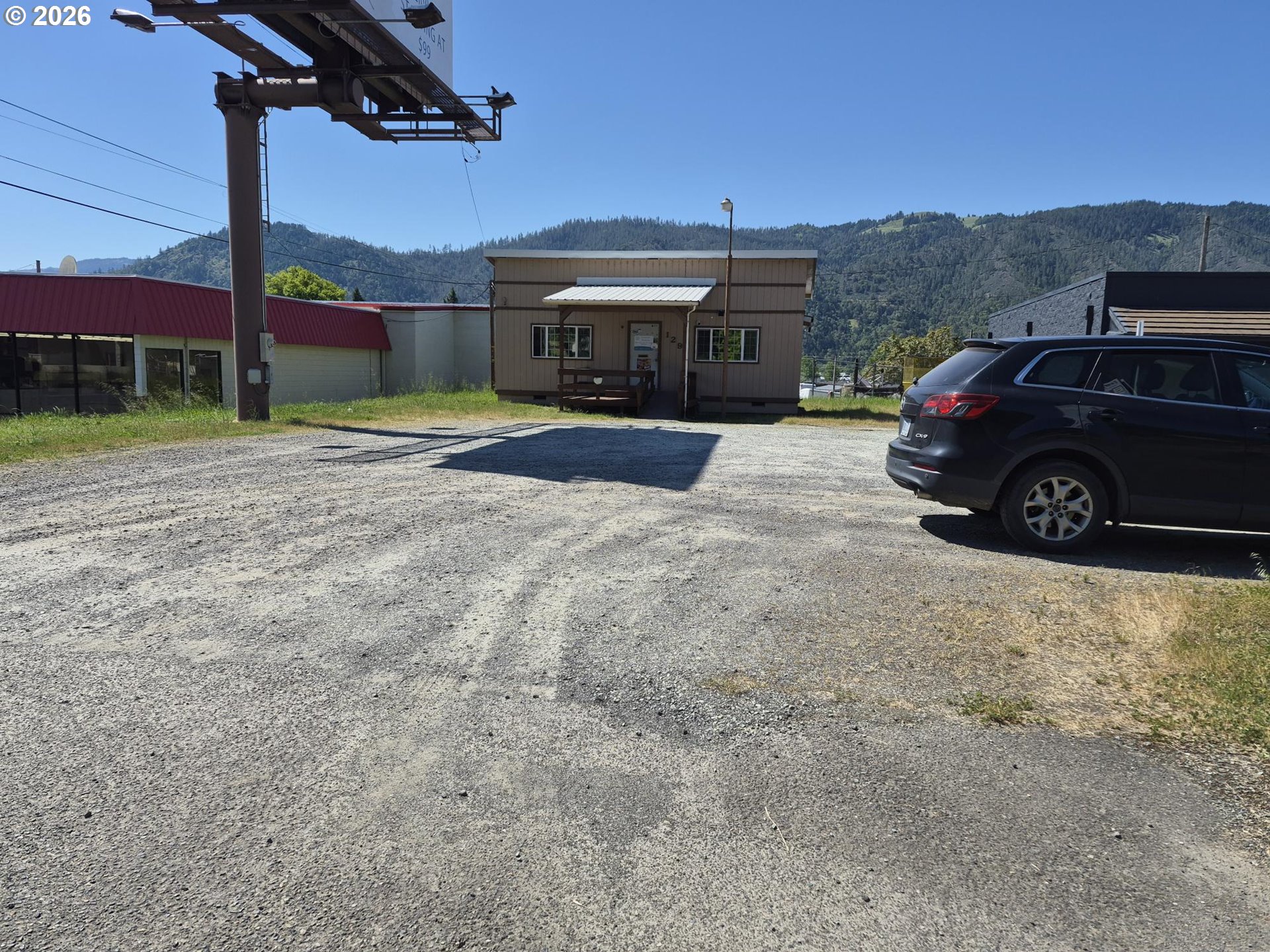129 S OLD PACIFIC HWY, Myrtle Creek, OR, 97457
