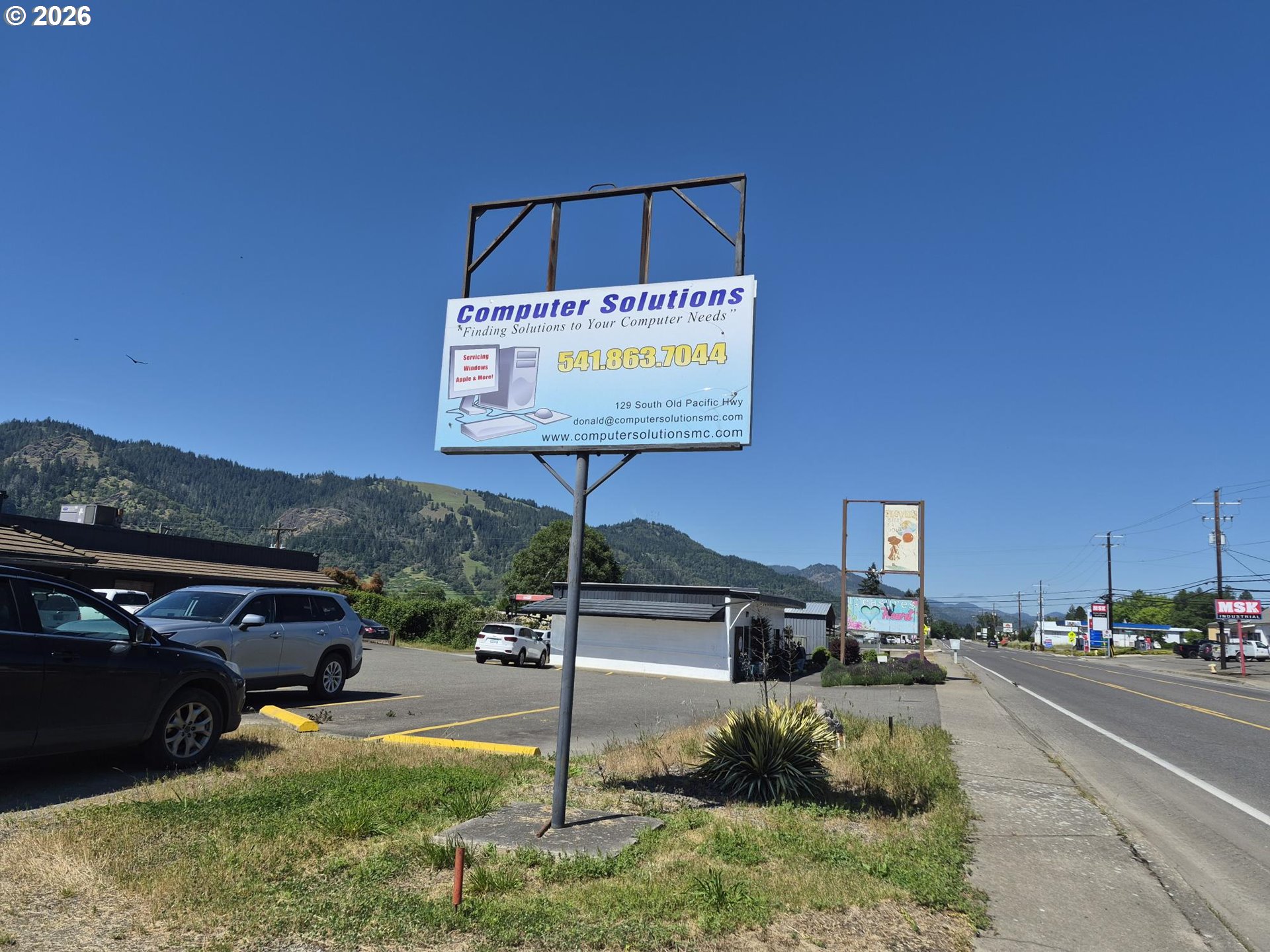 129 S OLD PACIFIC HWY, Myrtle Creek, OR, 97457
