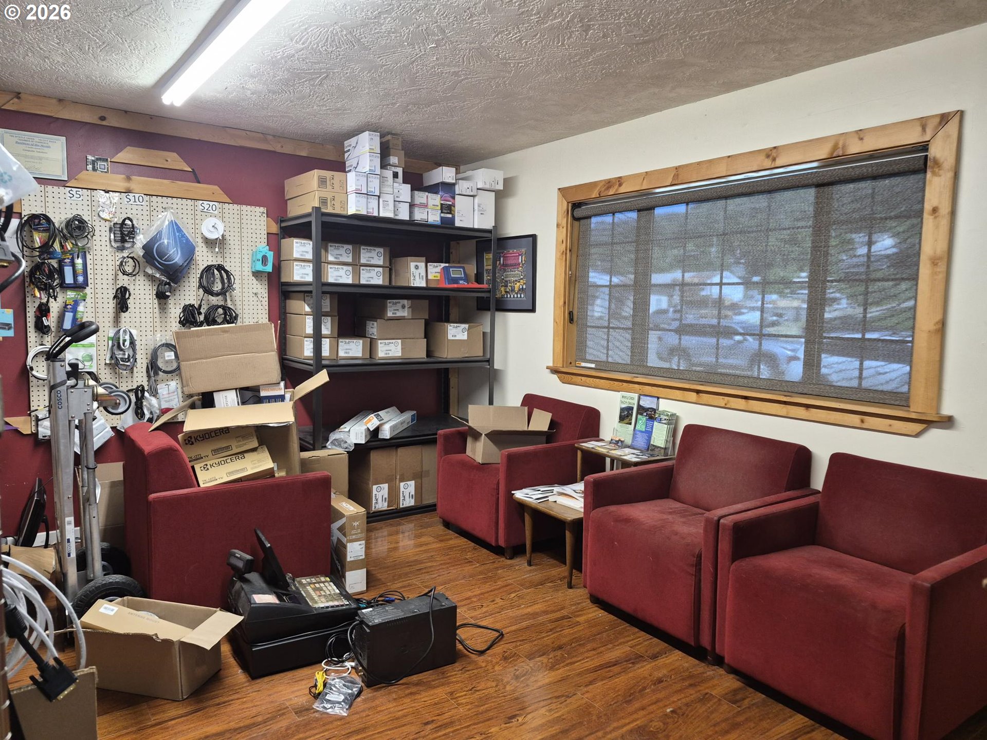 129 S OLD PACIFIC HWY, Myrtle Creek, OR, 97457