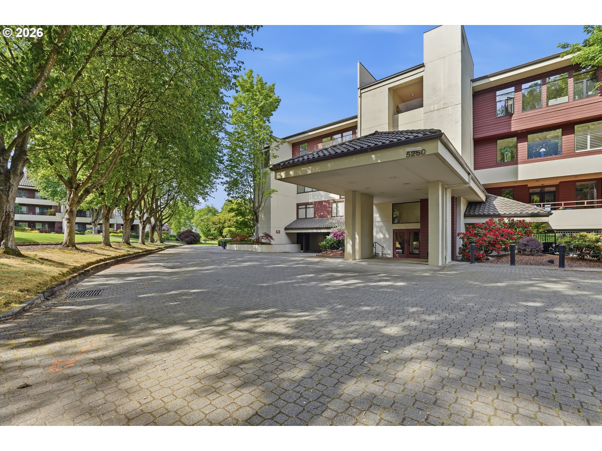 Photo #7: 292153713 Listing: Photo #7