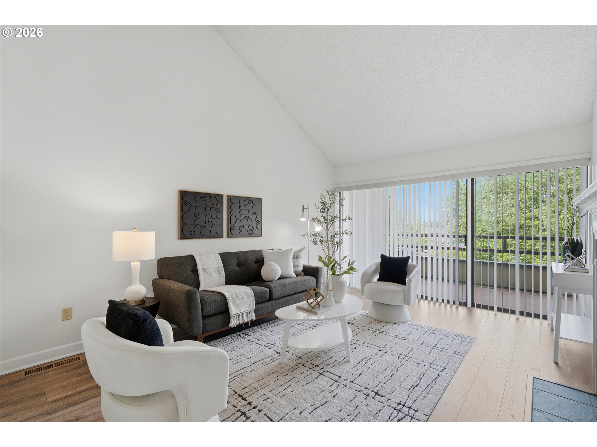 Photo #12: 292153713 Listing: Photo #12