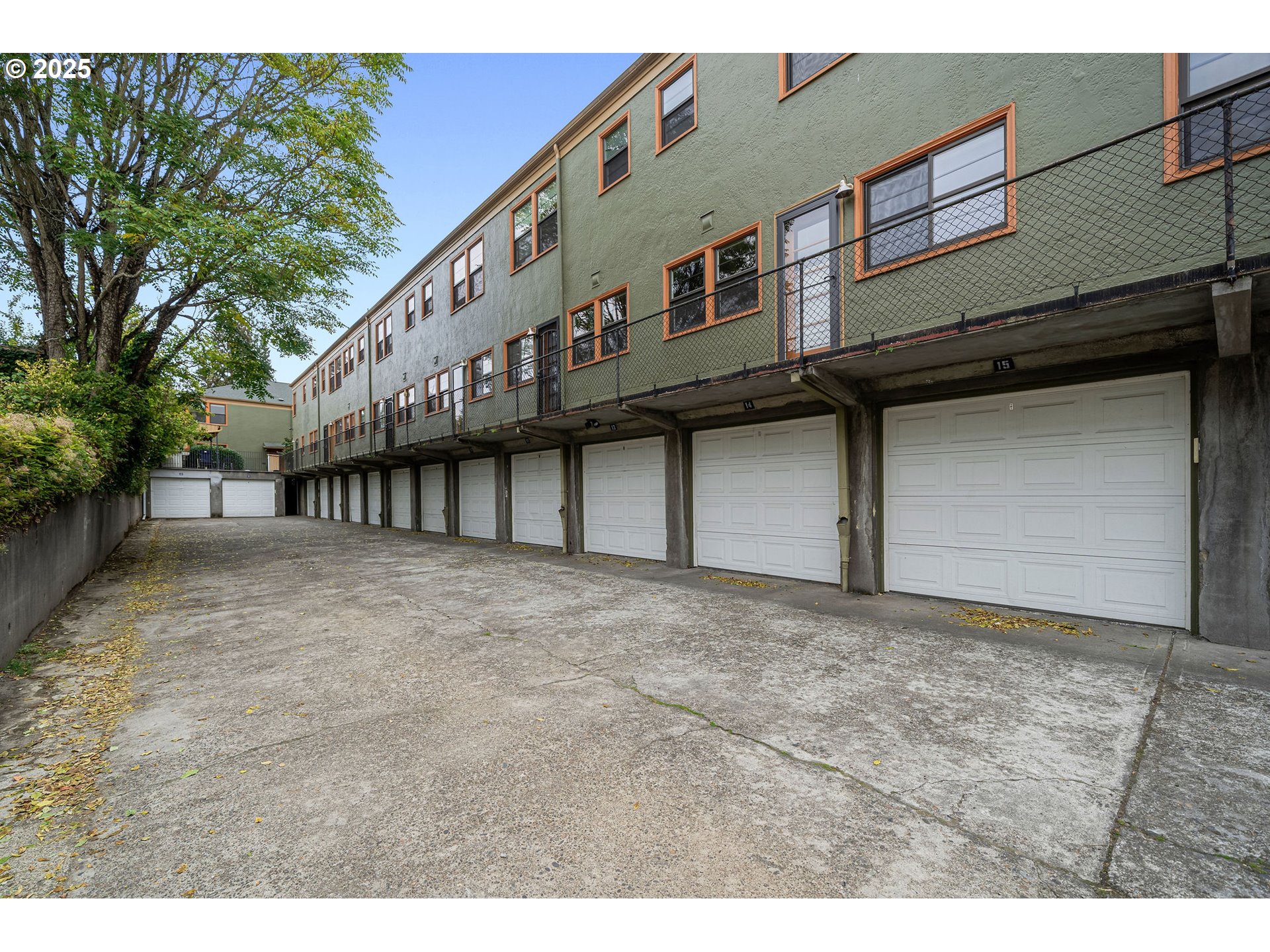 Photo #32: 292976472 Listing: Photo #32