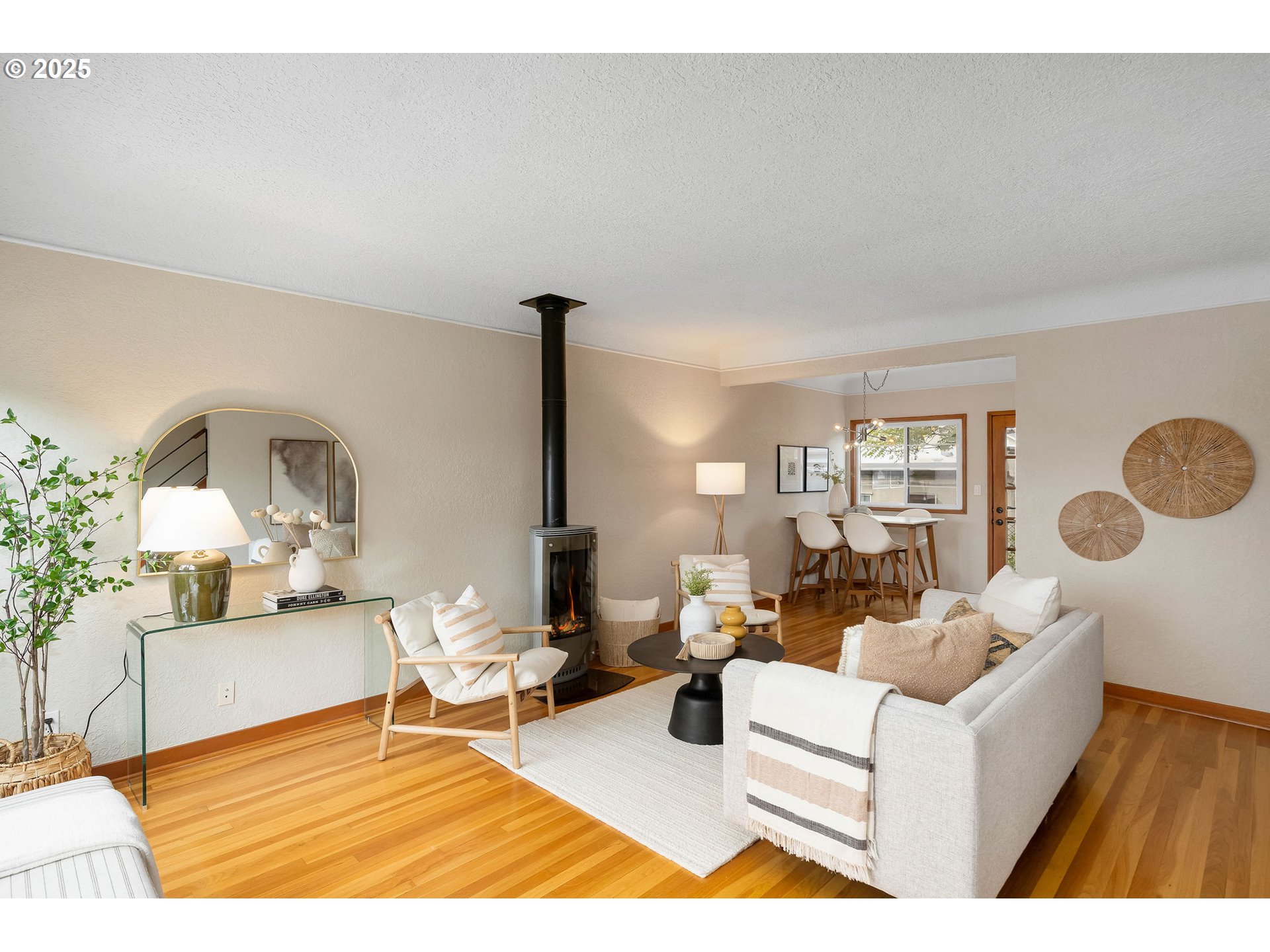 Photo #11: 292976472 Listing: Photo #11