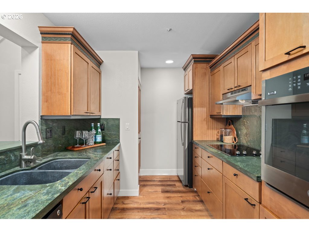 Photo #3: 294212044 Listing: Photo #3