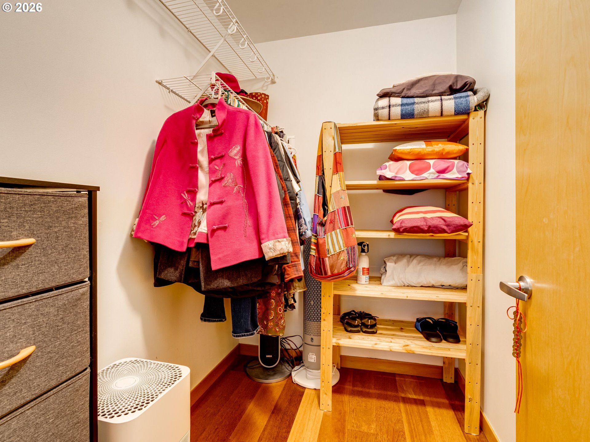 Photo #19: 294273510 Listing: Photo #19