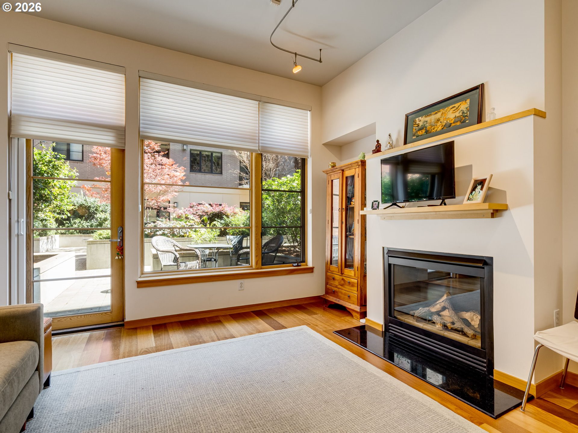 Photo #6: 294273510 Listing: Photo #6