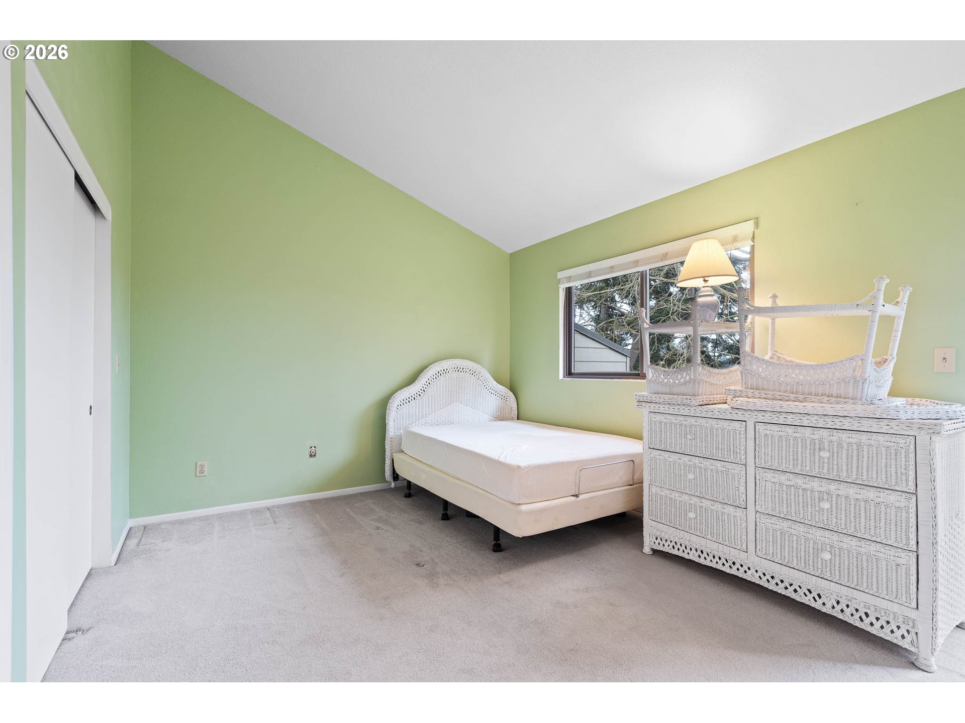 Photo #8: 294916843 Listing: Photo #8