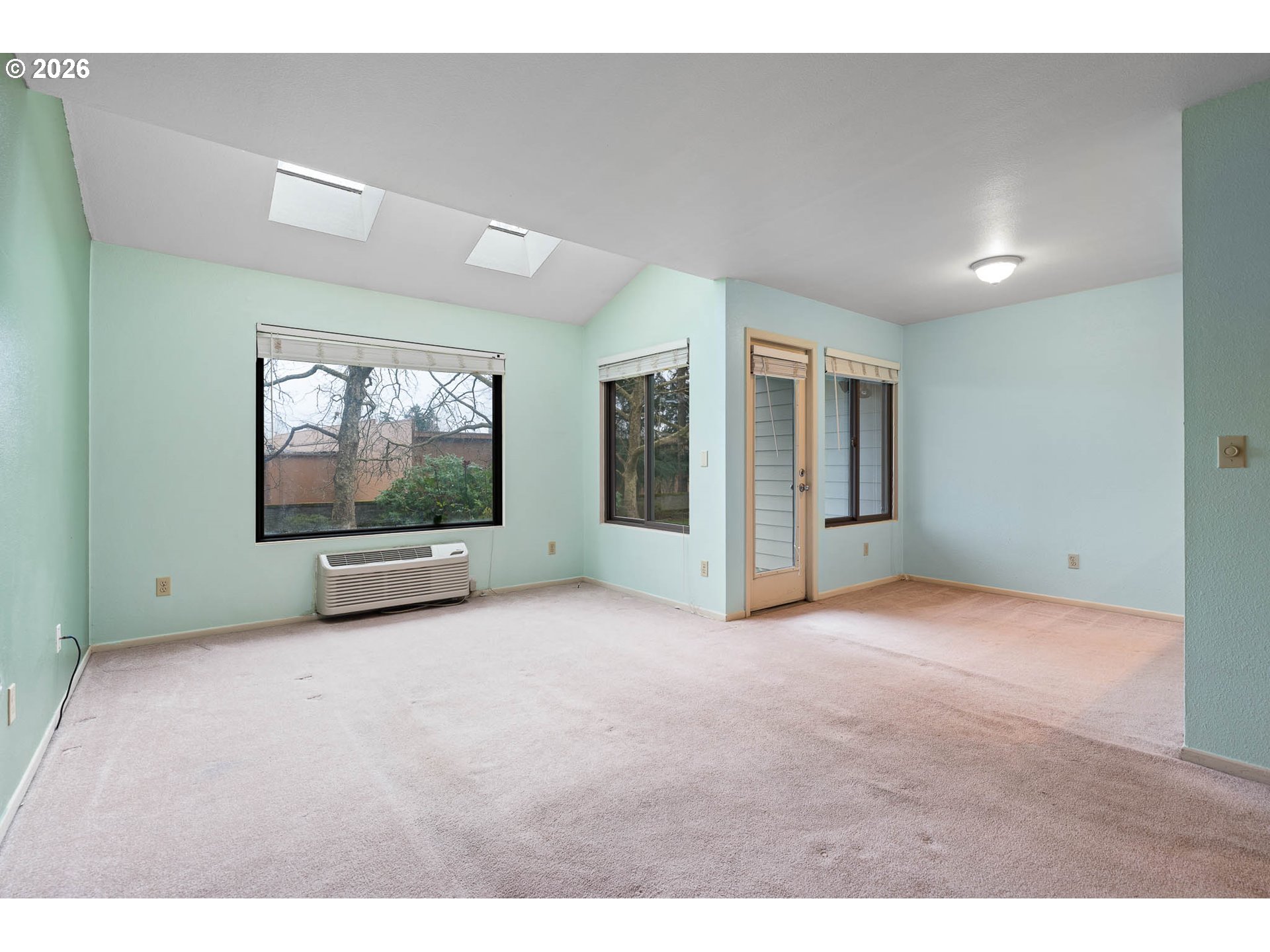 Photo #22: 294916843 Listing: Photo #22