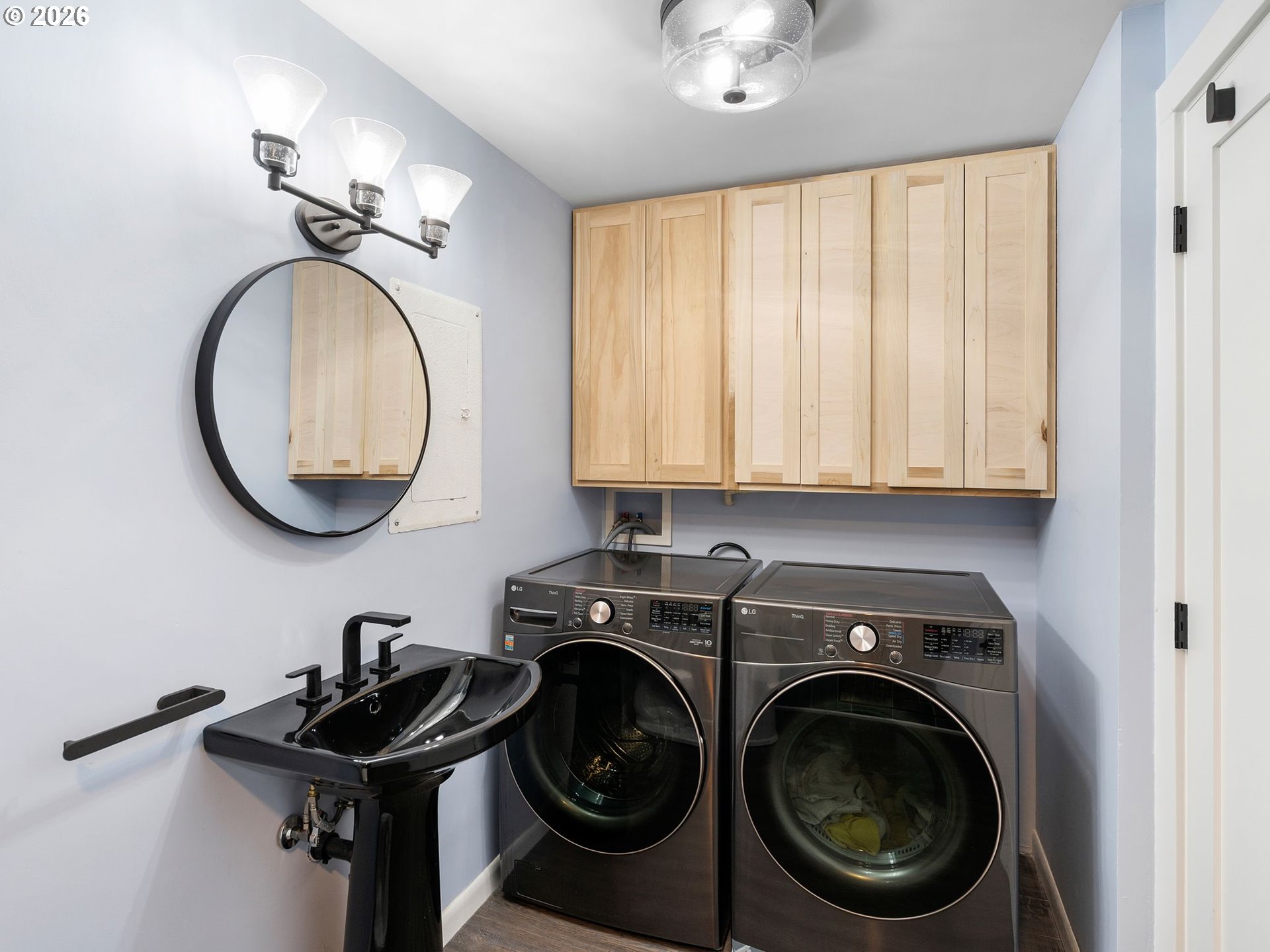 Photo #4: 295543723 Listing: Photo #4