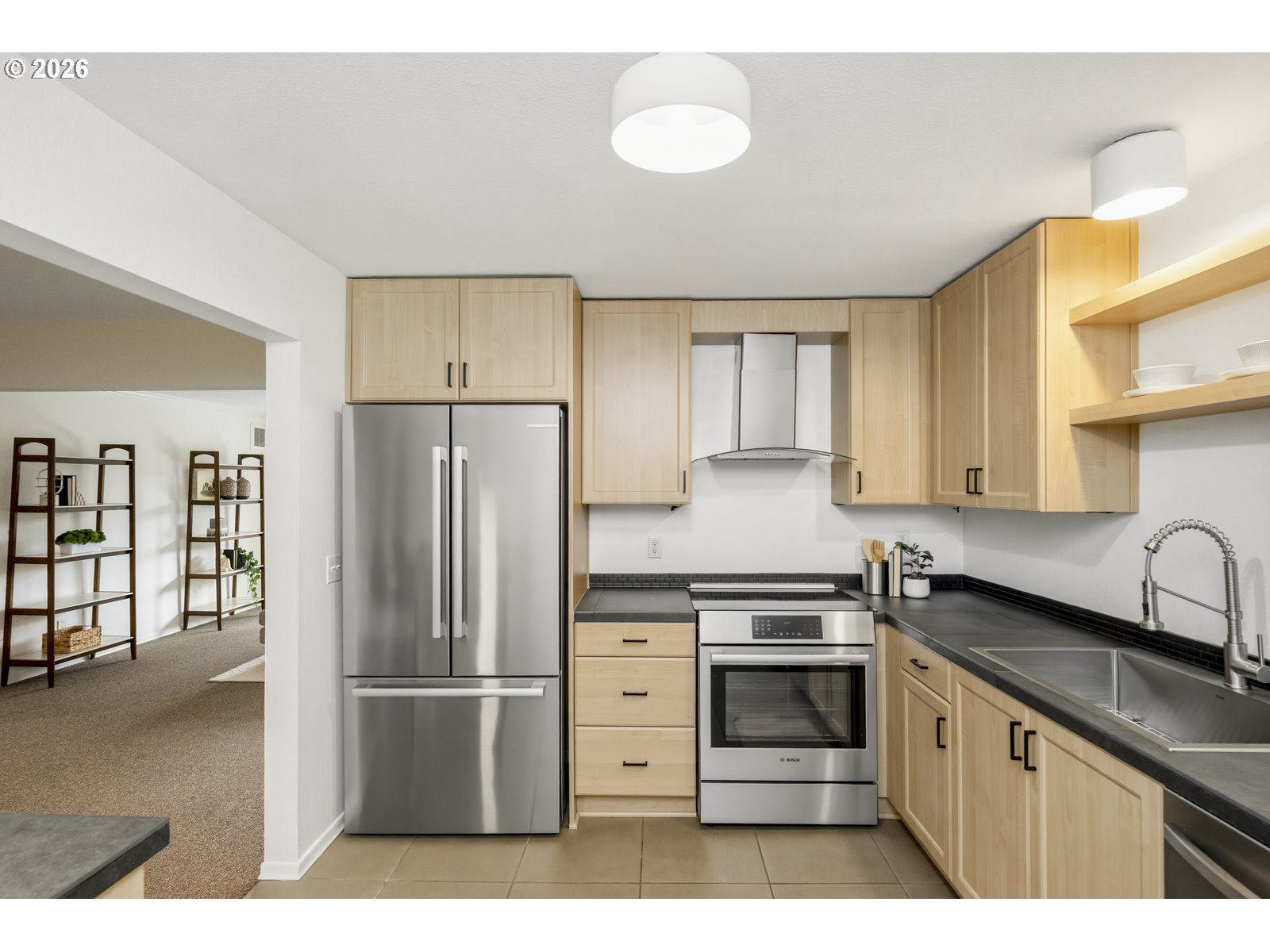 Photo #16: 295993815 Listing: Photo #16