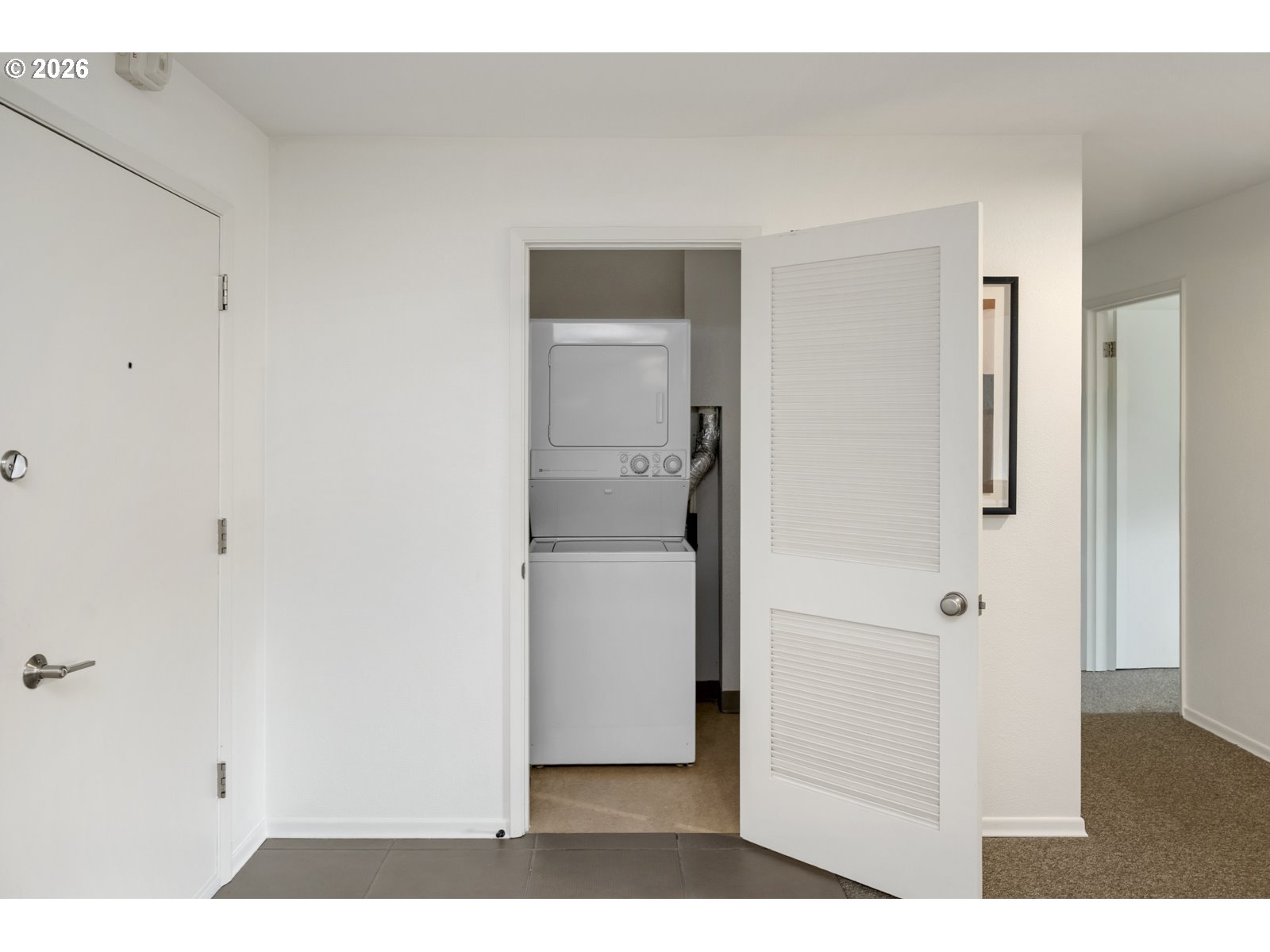 Photo #10: 295993815 Listing: Photo #10