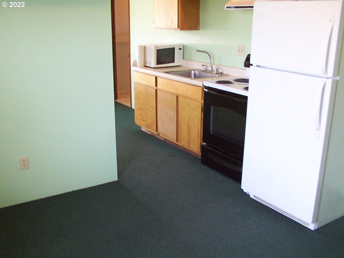 246 6TH ST, Port Orford, OR, 97465