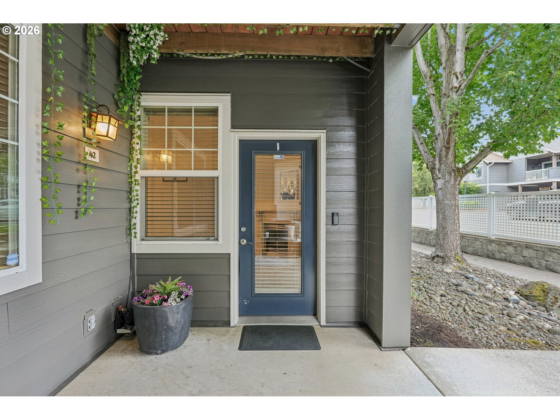 Photo #5: 296310483 Listing: Photo #5