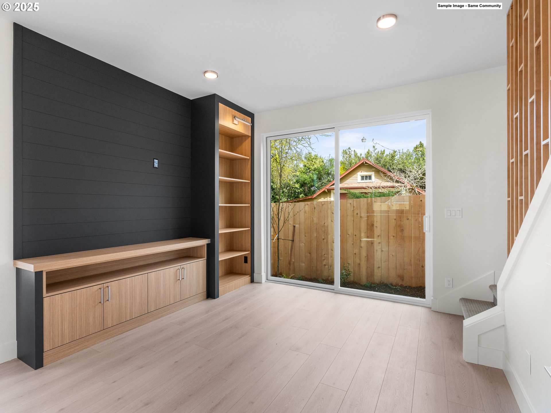 Photo #4: 296318811 Listing: Photo #4