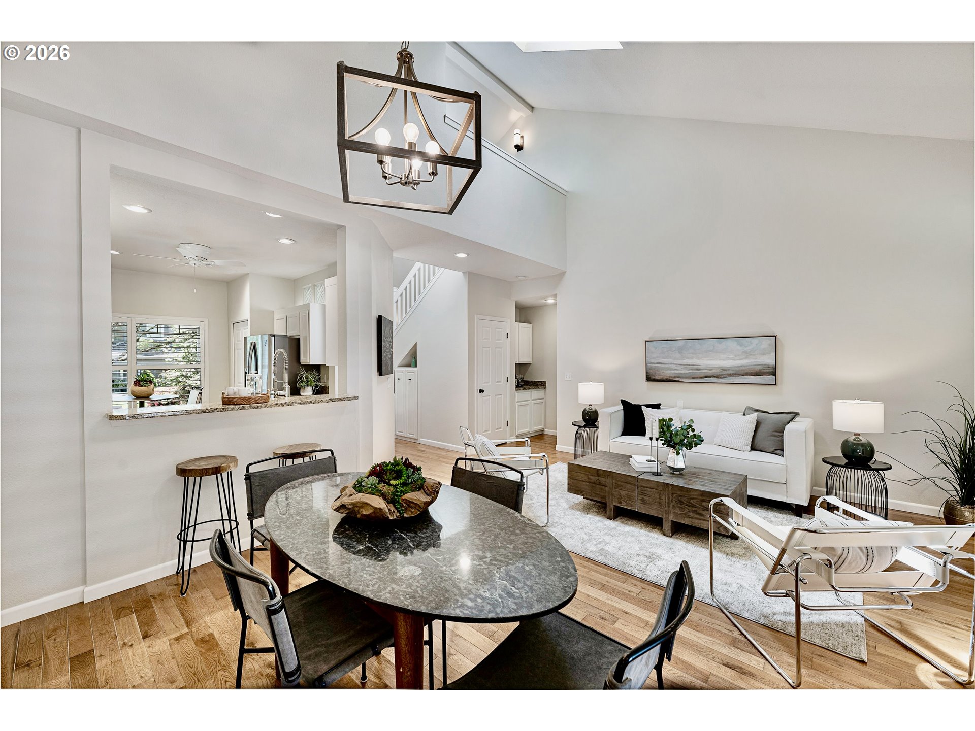 Photo #5: 297014938 Listing: Photo #5
