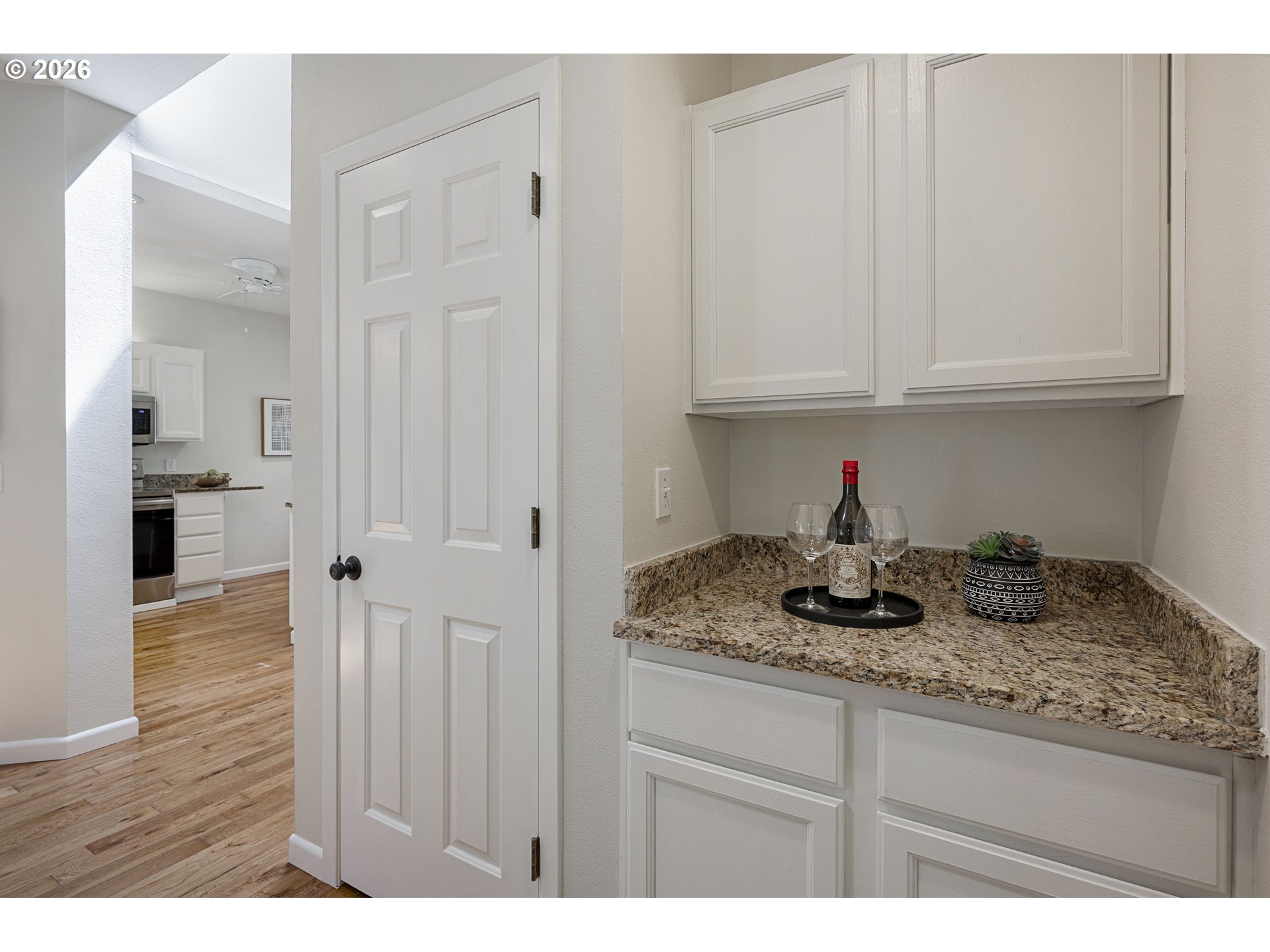 Photo #16: 297014938 Listing: Photo #16