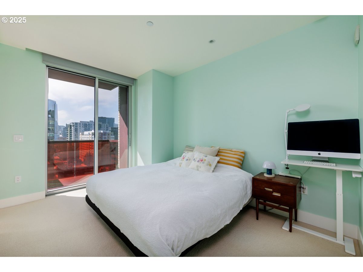 937 NW GLISAN ST UNIT 1235, Portland, OR, 97209