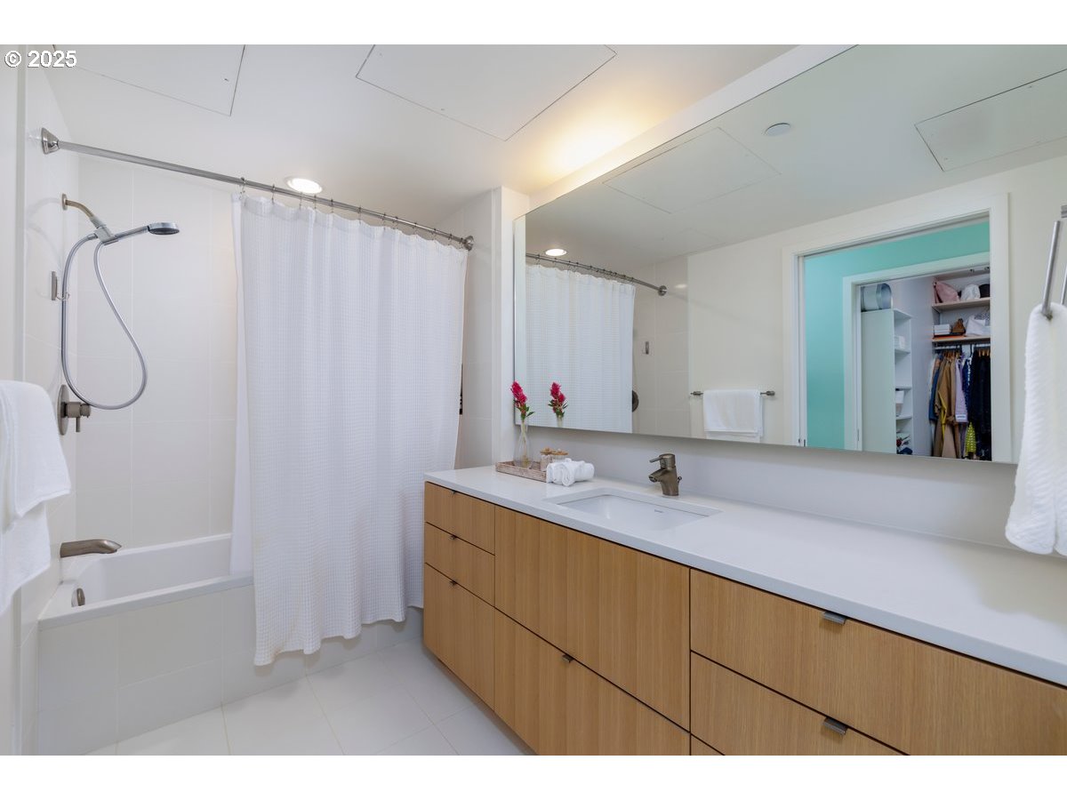 937 NW GLISAN ST UNIT 1235, Portland, OR, 97209