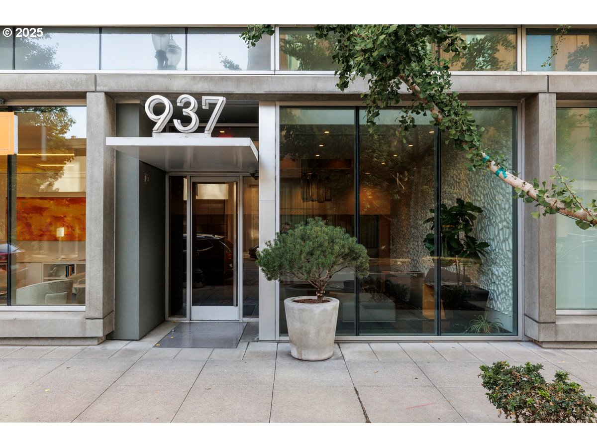 937 NW GLISAN ST UNIT 1235, Portland, OR, 97209
