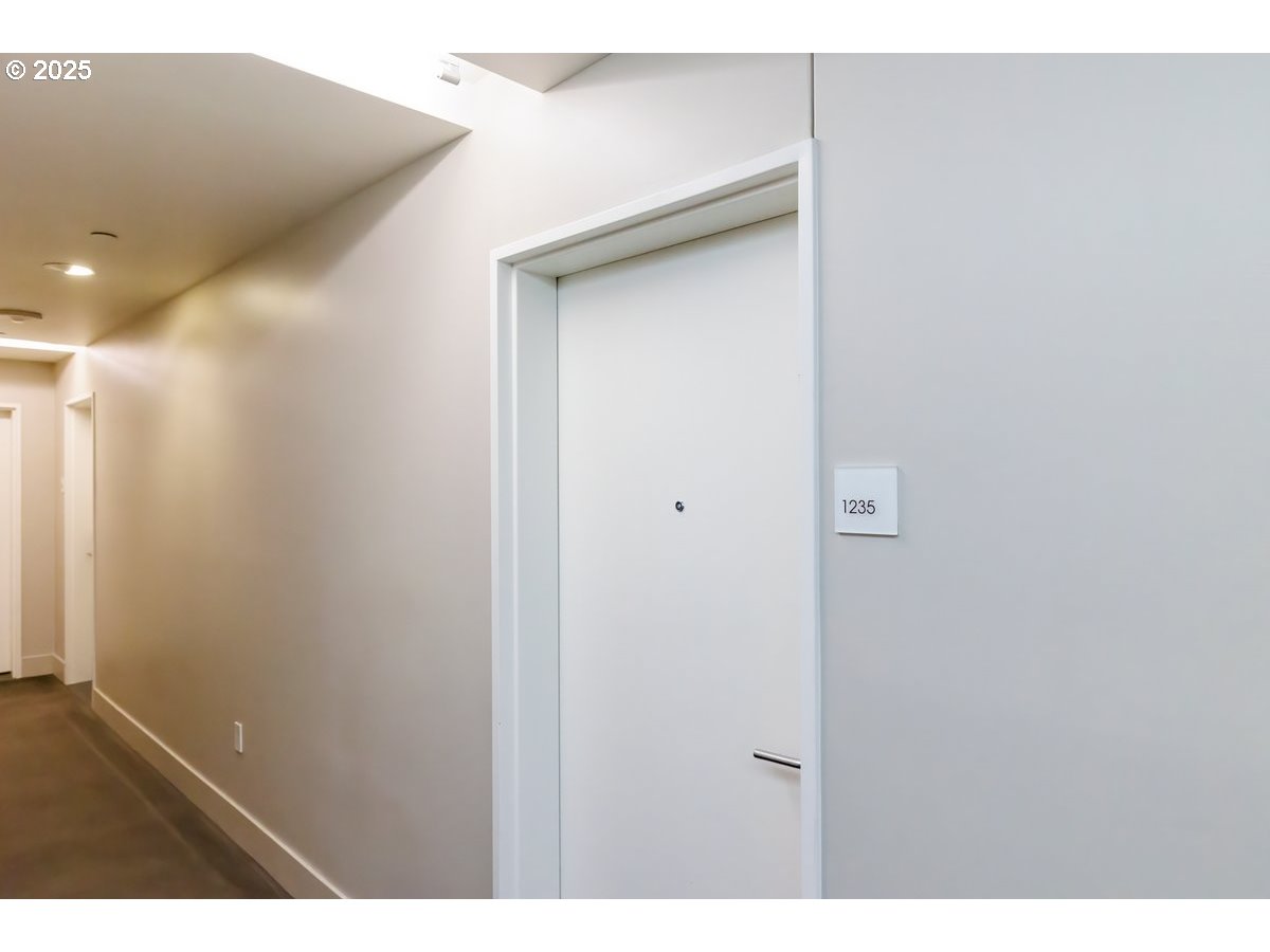 937 NW GLISAN ST UNIT 1235, Portland, OR, 97209