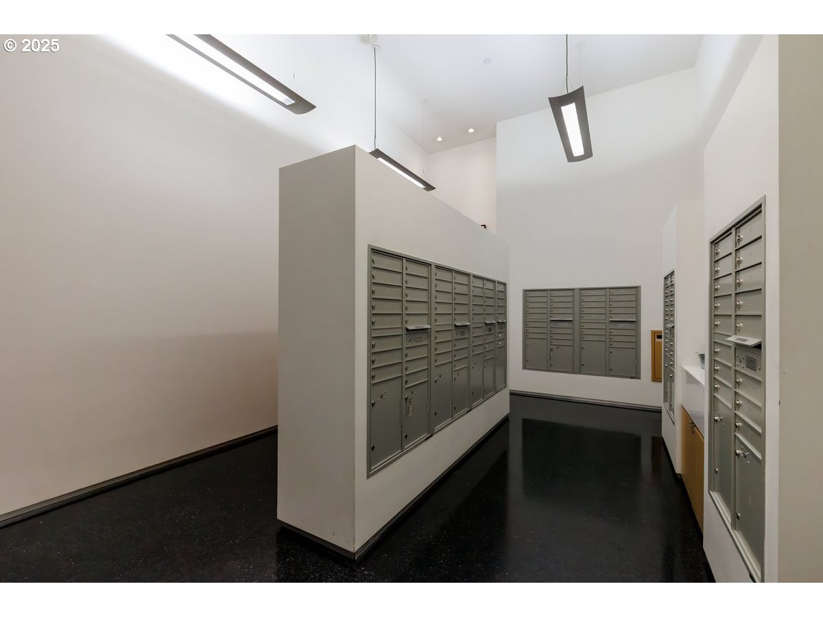 937 NW GLISAN ST UNIT 1235, Portland, OR, 97209