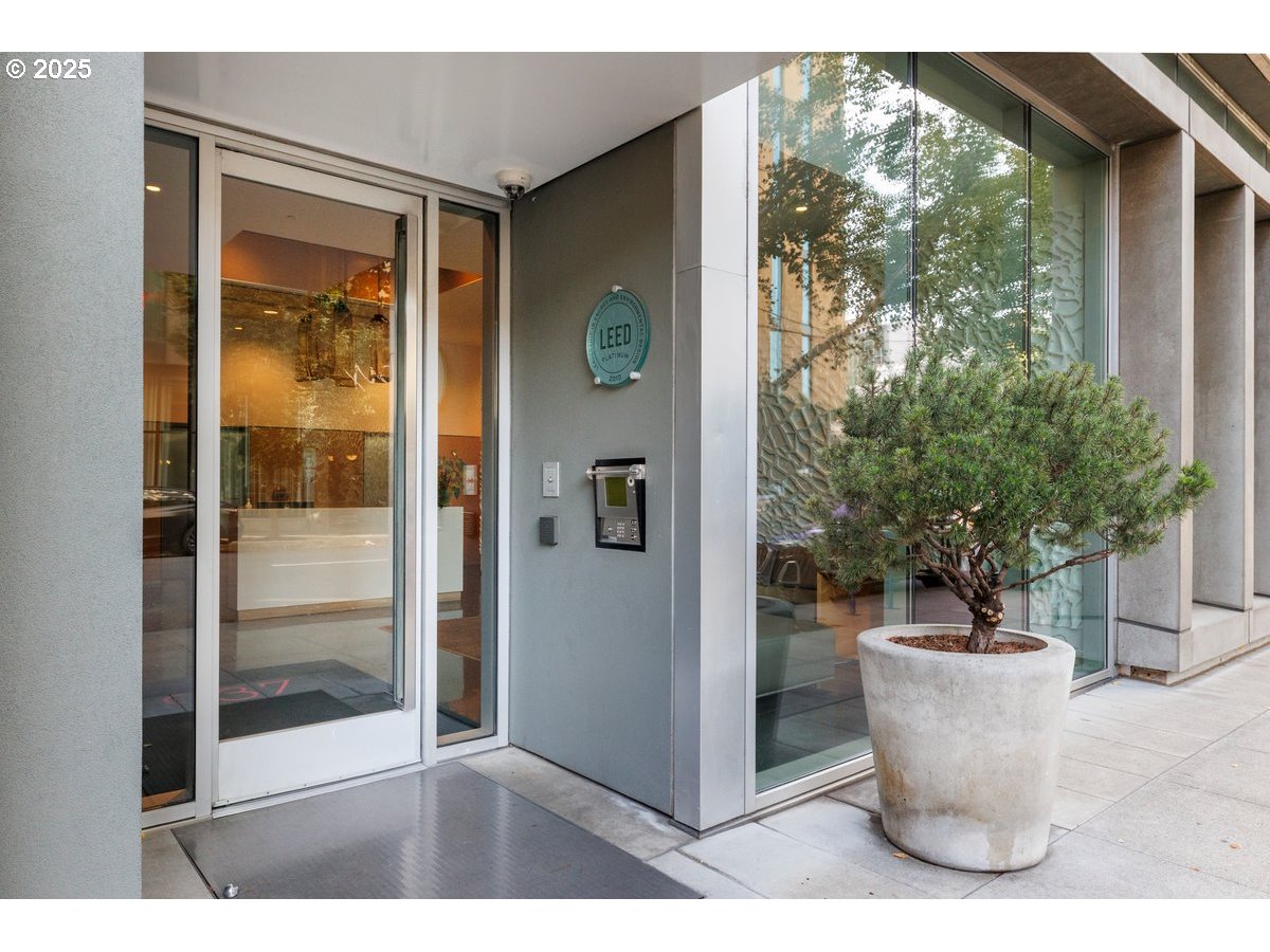 937 NW GLISAN ST UNIT 1235, Portland, OR, 97209