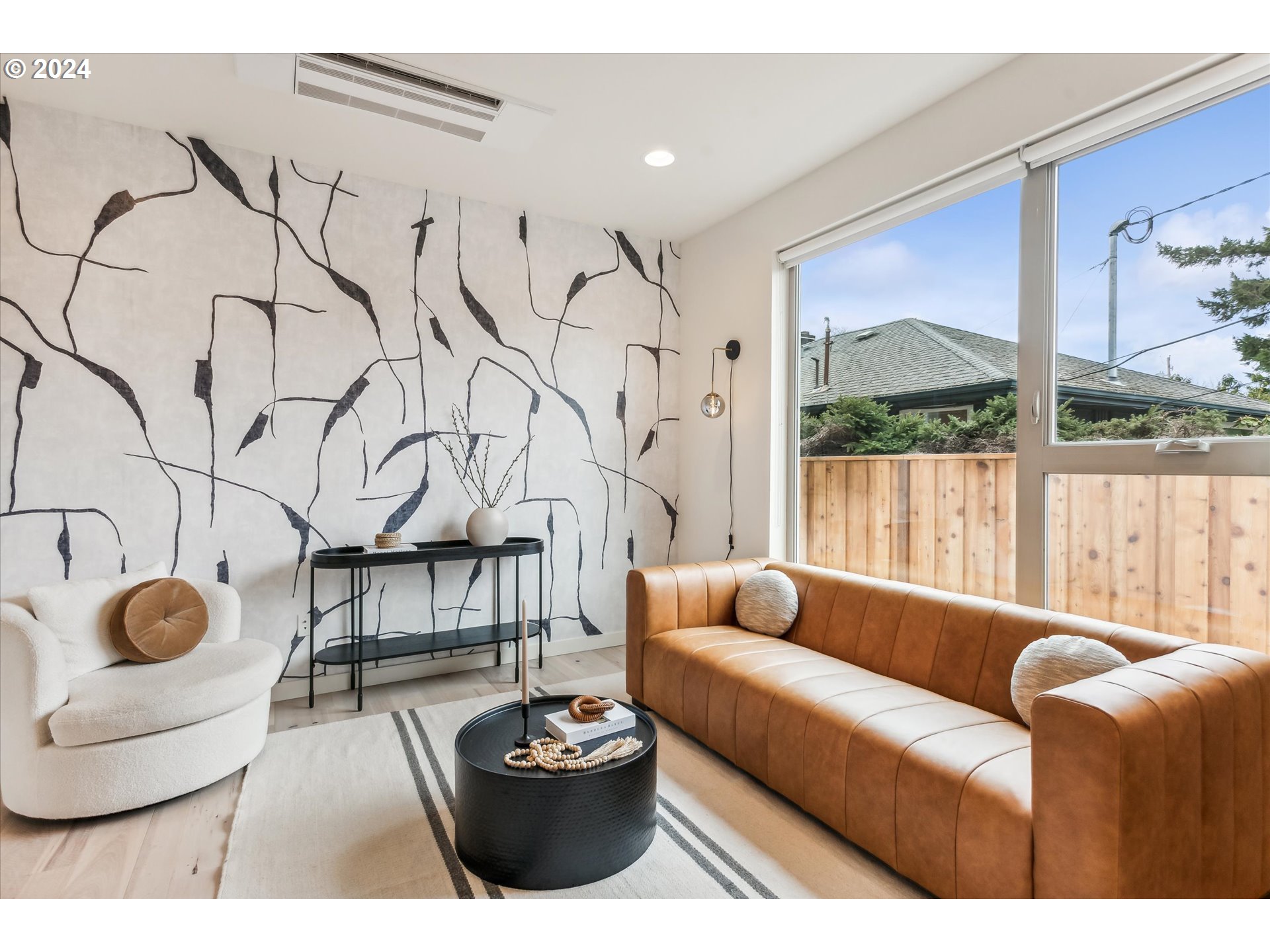 Photo #10: 298605192 Listing: Photo #10