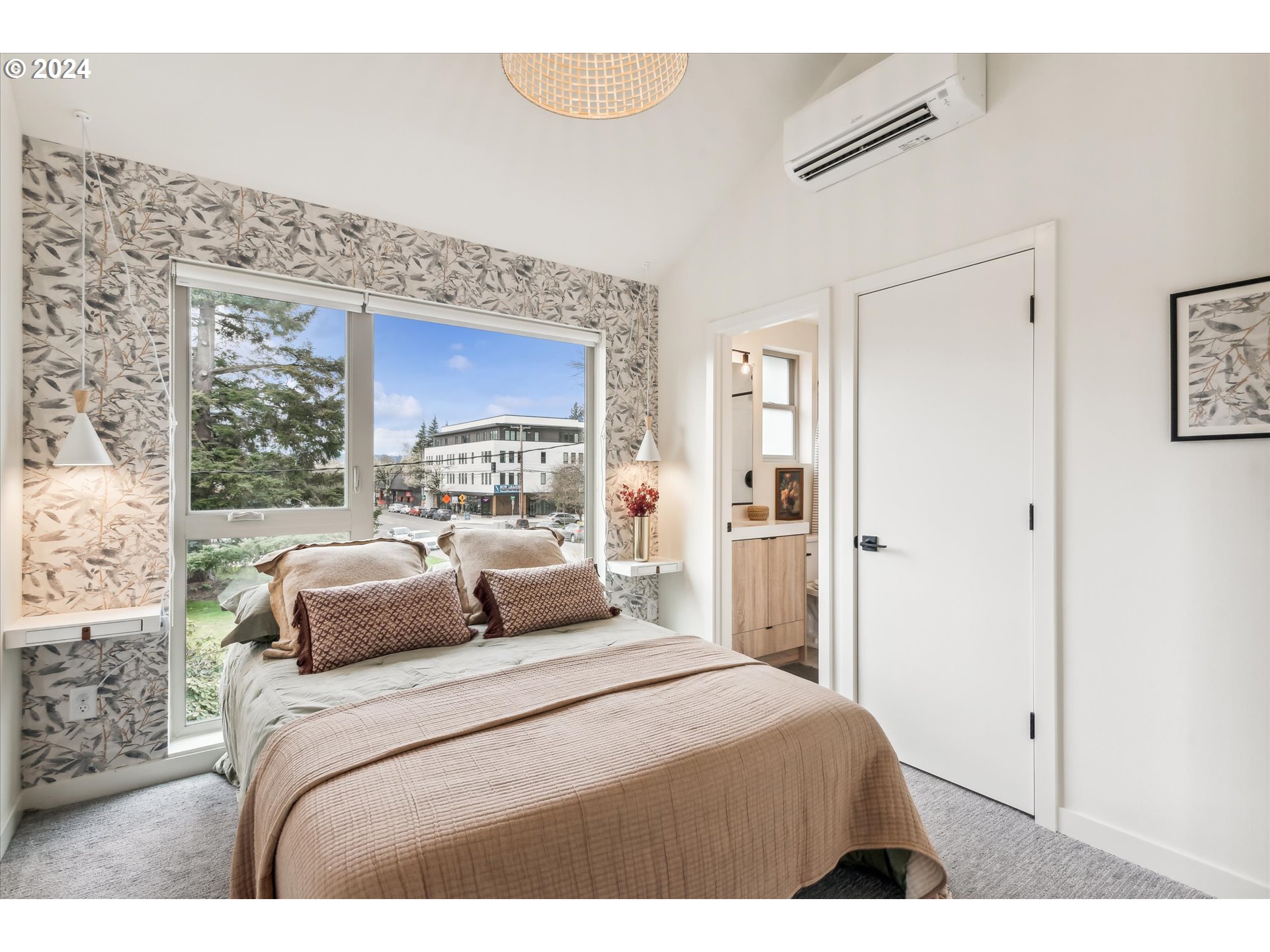 Photo #16: 298605192 Listing: Photo #16