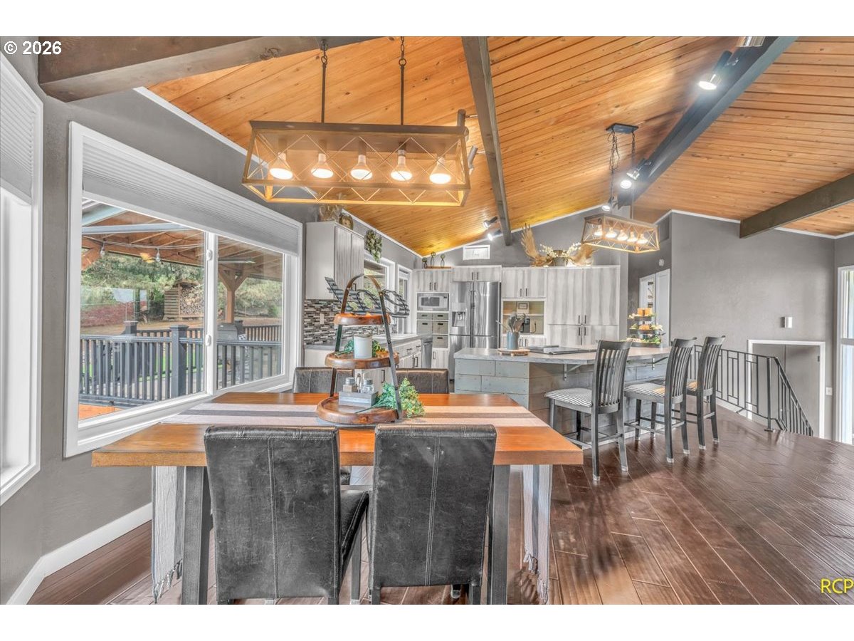 59887 WESTHILL RD, St Helens, OR, 97051