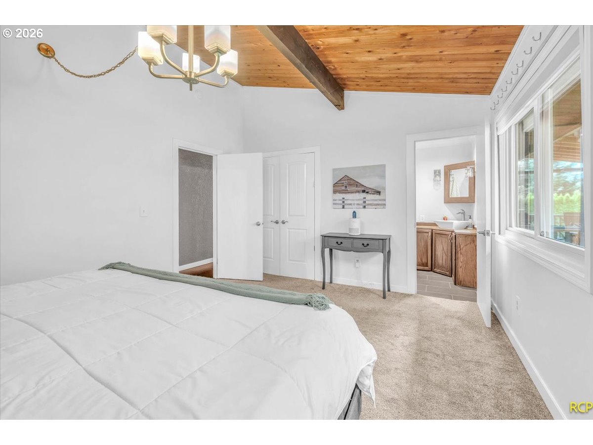 59887 WESTHILL RD, St Helens, OR, 97051