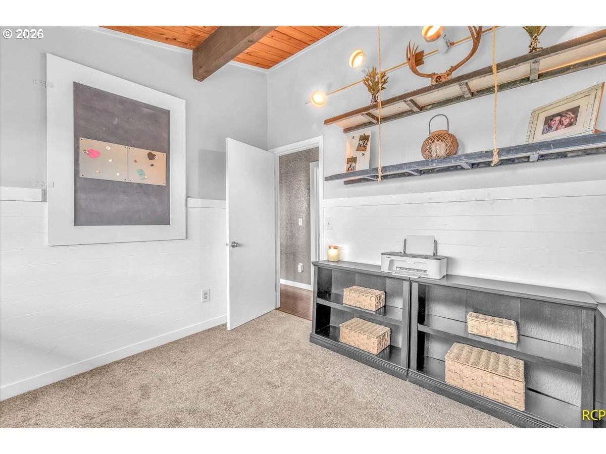 59887 WESTHILL RD, St Helens, OR, 97051