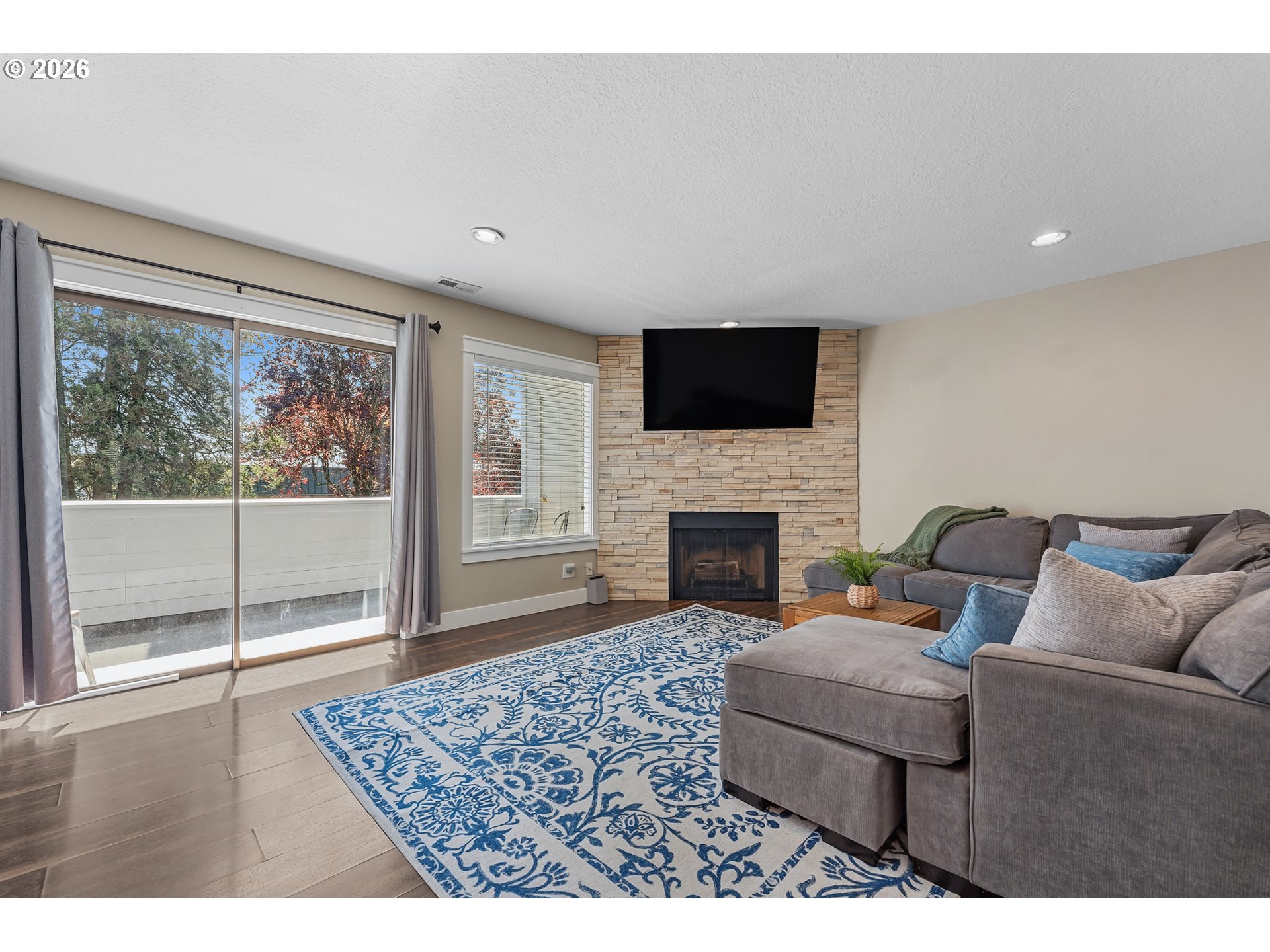 Photo #15: 299507705 Listing: Photo #15