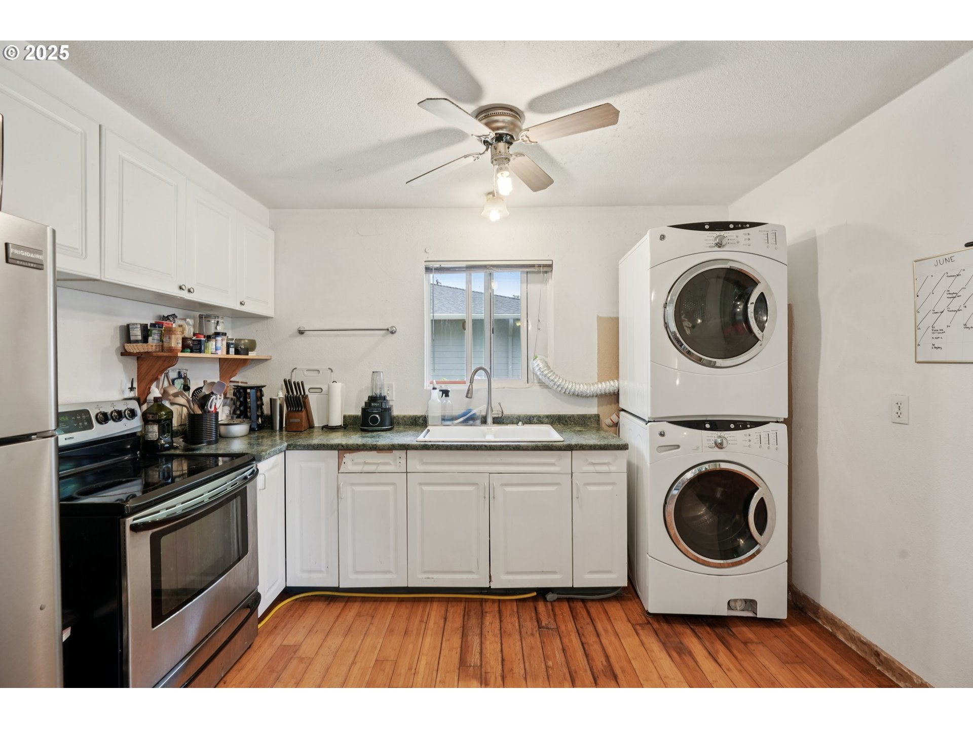 Photo #10: 299664382 Listing: Photo #10