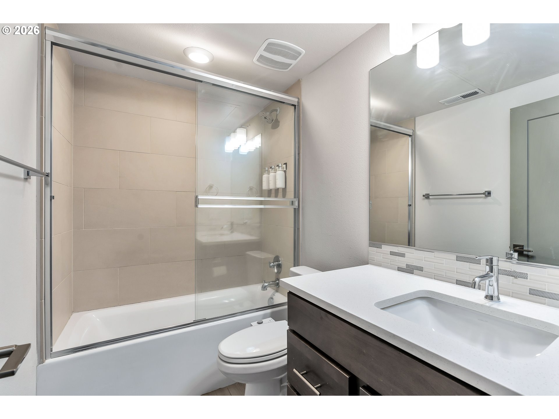 Photo #13: 300121667 Listing: Photo #13